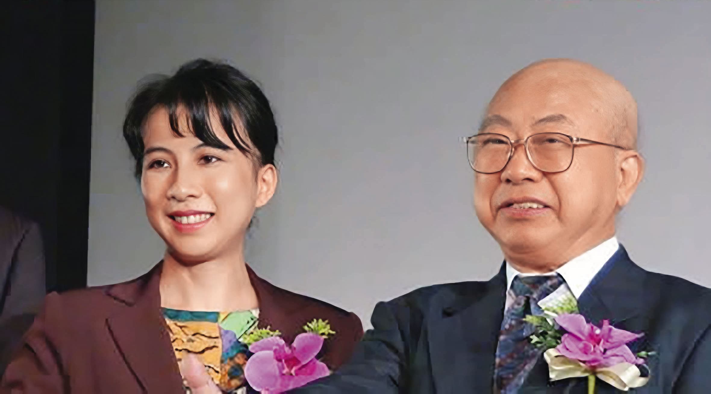 三陽機車前董座黃世惠(右)家族爆發爭產案,小女兒黃悠美(左)獲父親支持取得祖厝。(翻攝三陽工業官網)