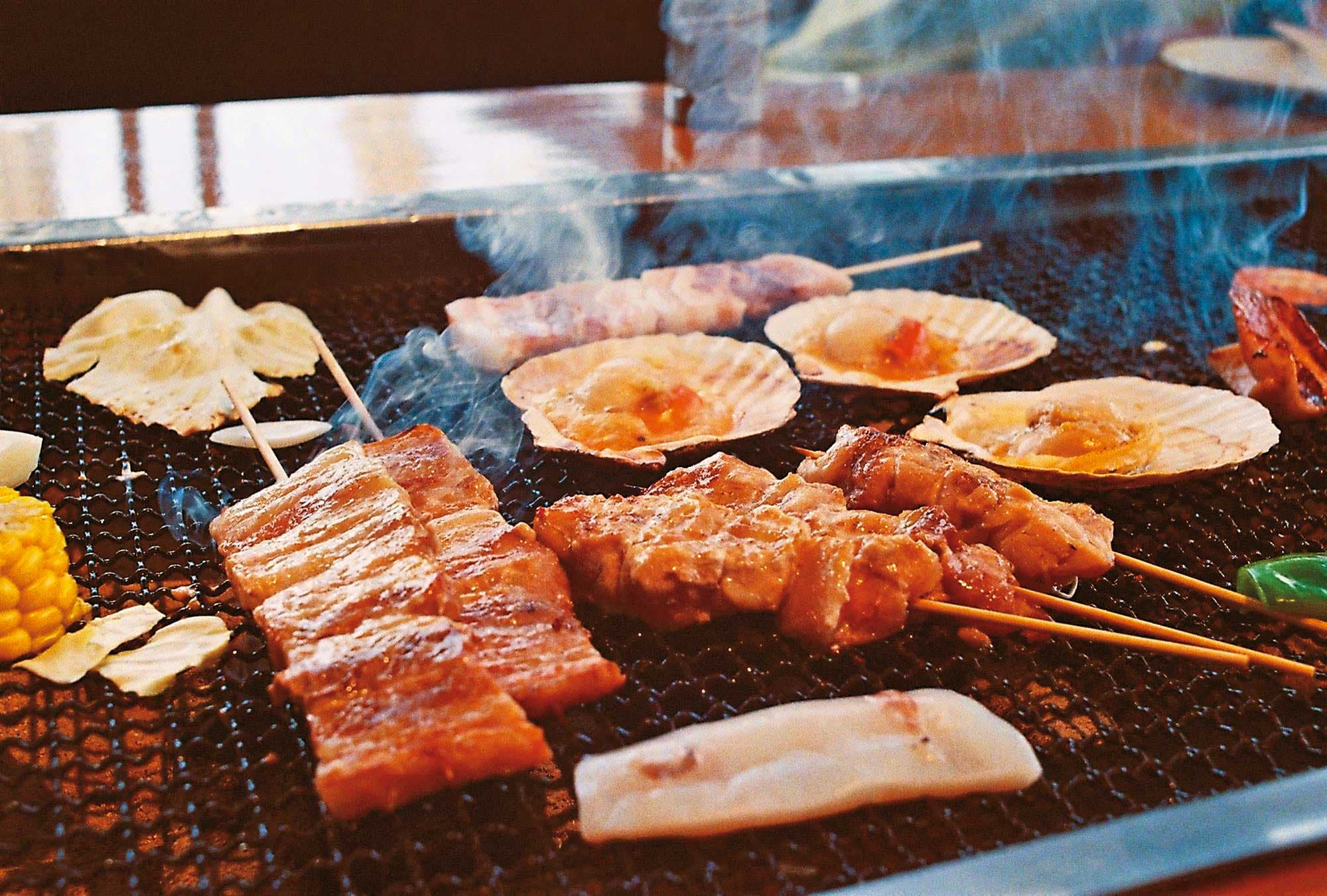 陳宏平偕妻兒到派出所烤肉、賞月，最後搭偵防車回分局長宿舍。（示意圖，Pexels）