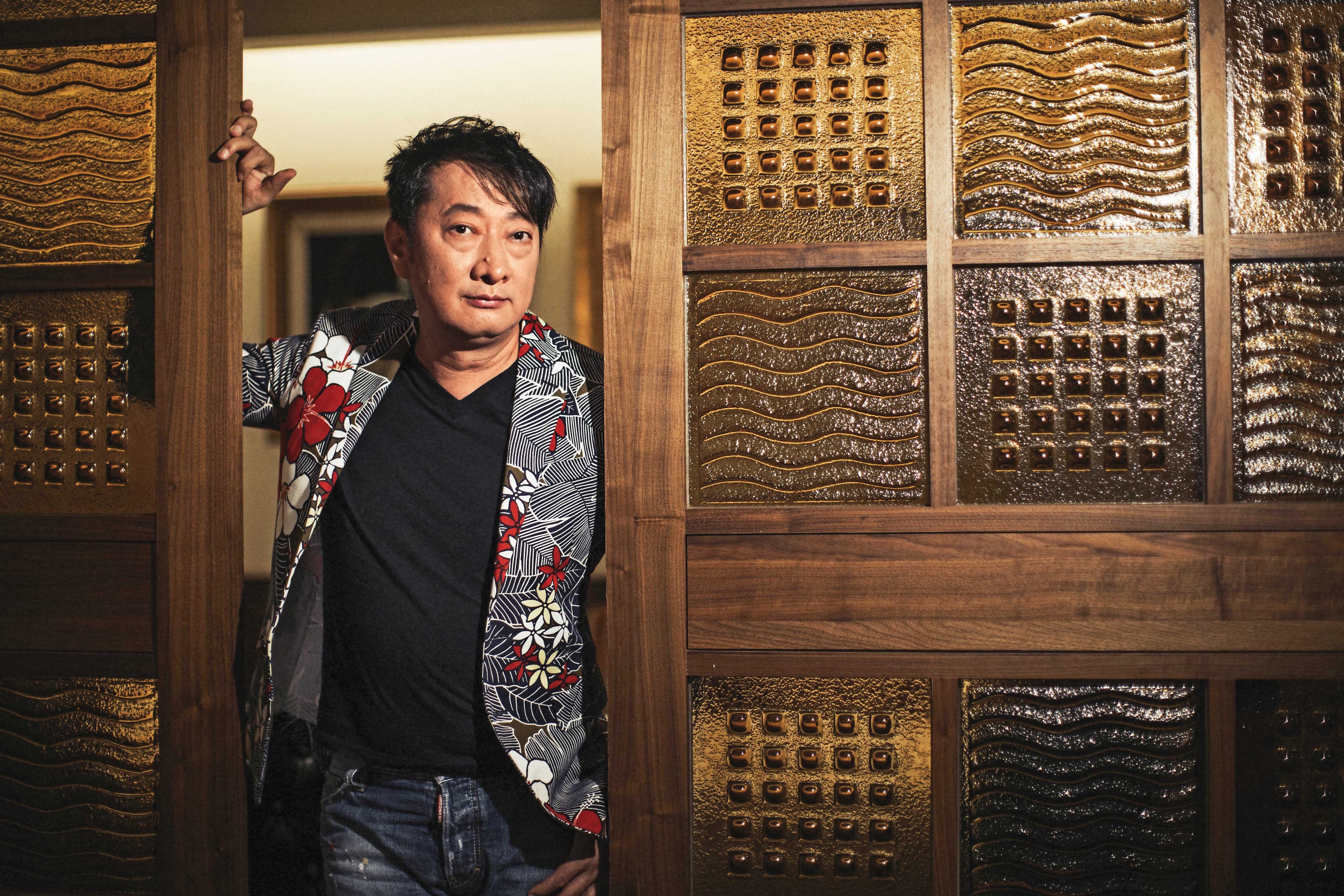 	九孔在大陸發展十幾年，近日有廠商出高價要他簽下「賣身契」。