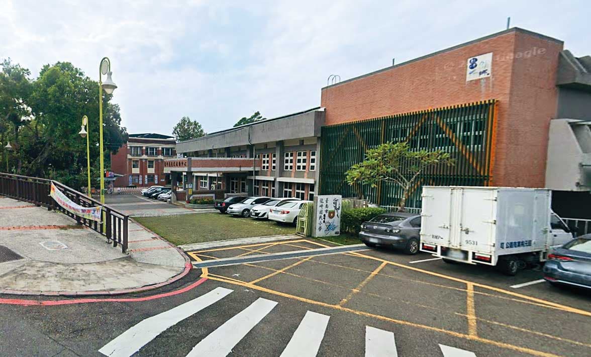 龍崎國小位處台南山區,因為風景優美、特色教學,口碑不錯。(翻攝GoogleMaps)