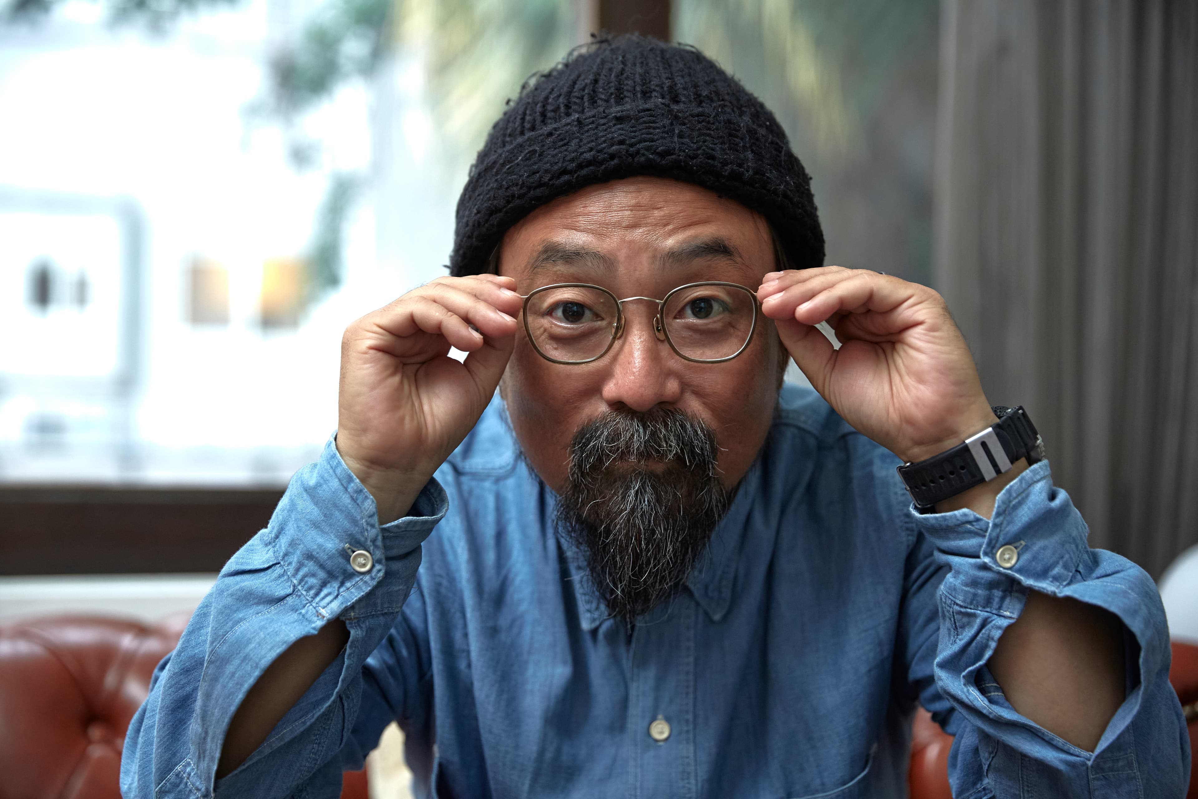 山下敦弘在開拍前與綾野剛討論許多作品的主軸，在角色的表演上則全面尊重綾野剛的意見。
