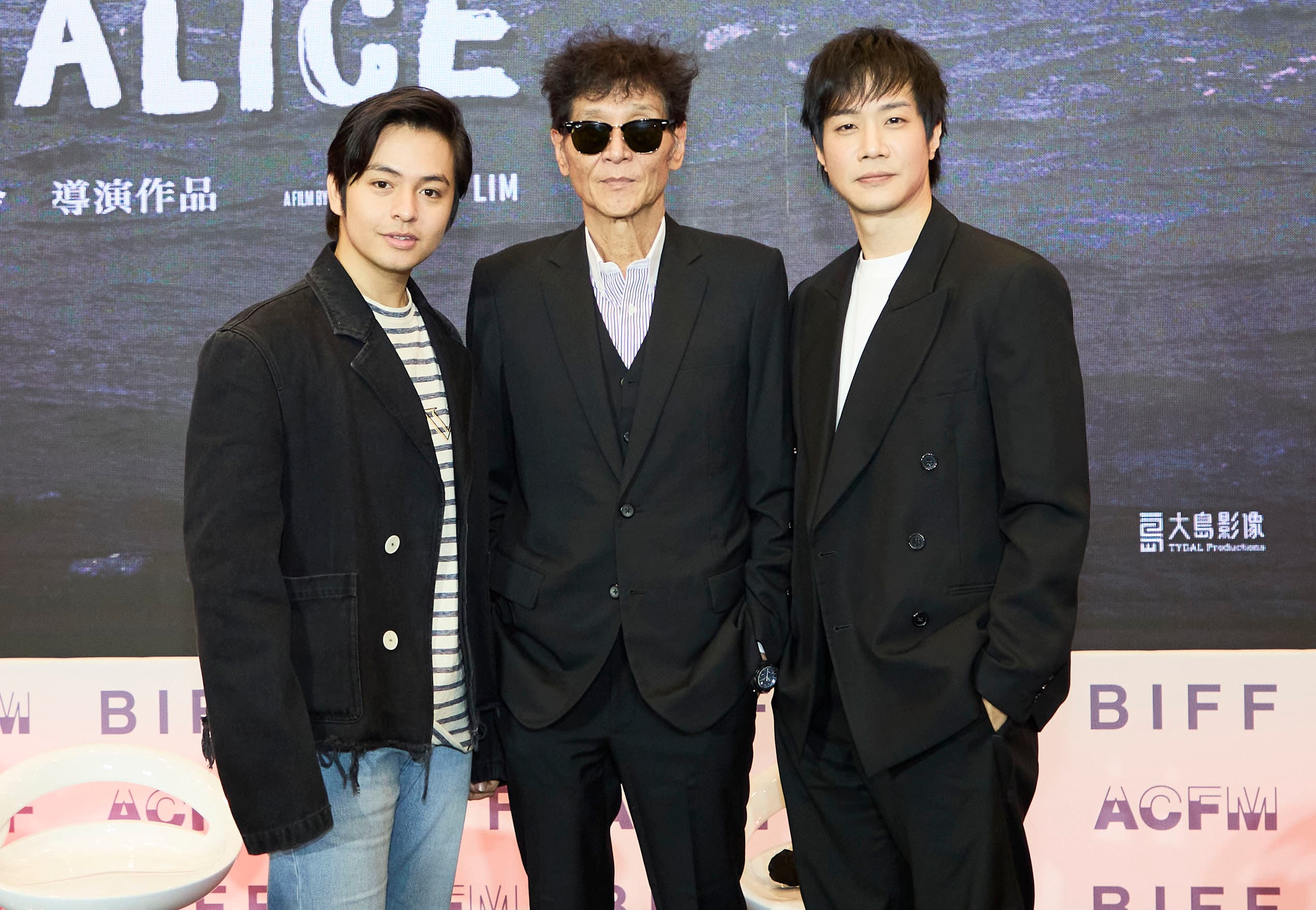 3位男演員喜翔、薛仕凌跨越老中青三代,但各有各自買點。(大島影像製作提供)