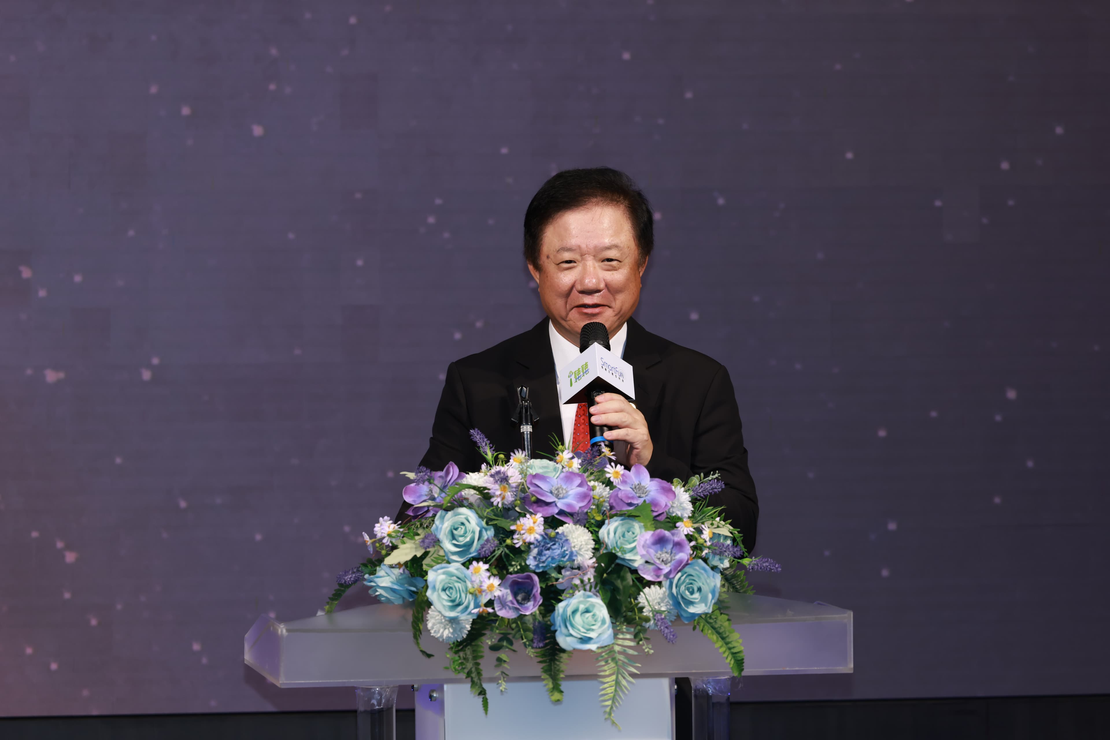 簡志誠談通訊韌性布局。(圖/鏡週刊圖庫)