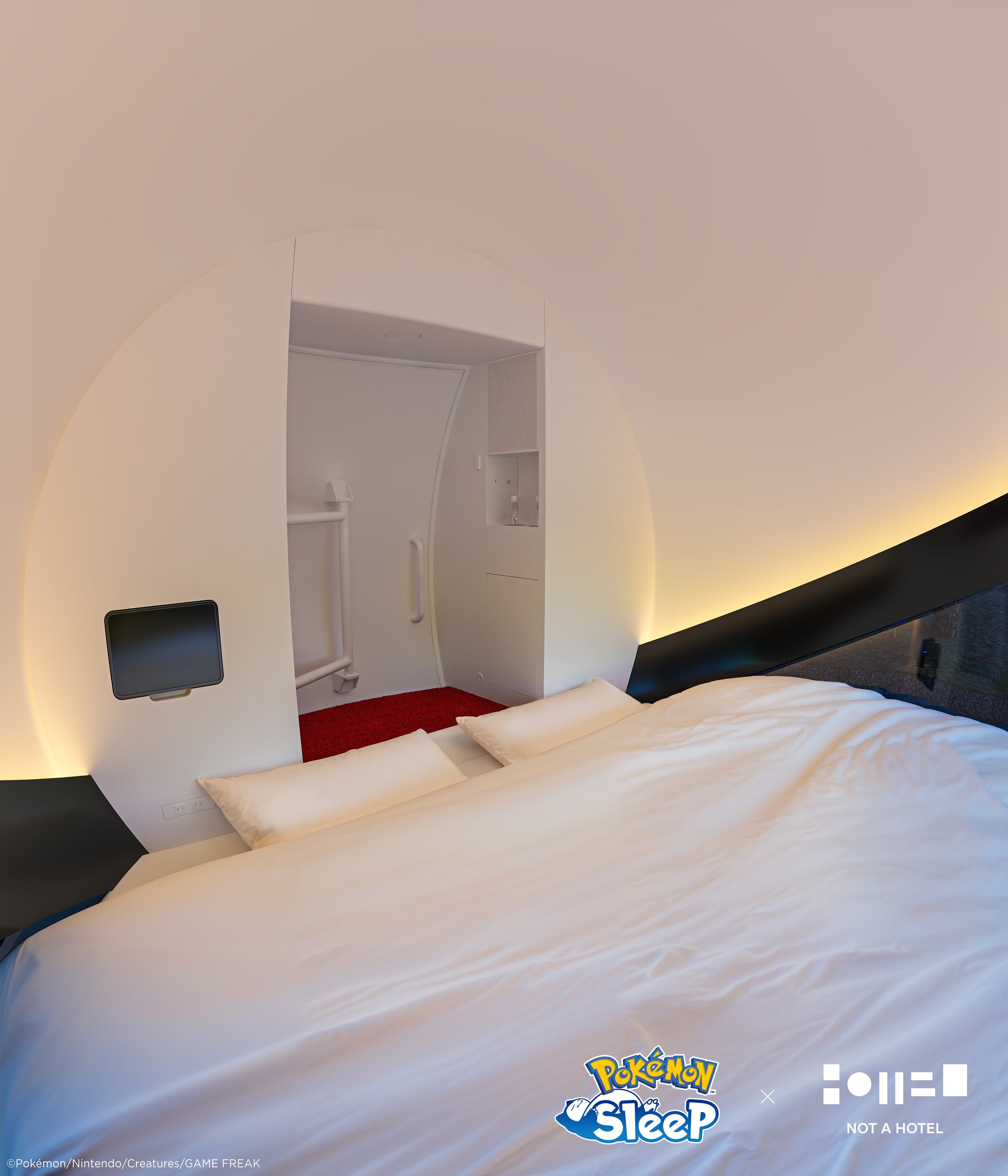 精巧的臥室空間配備專門訂製的「NELL Mattress」圓形床墊,並導入智慧科技系統。(翻攝自X)