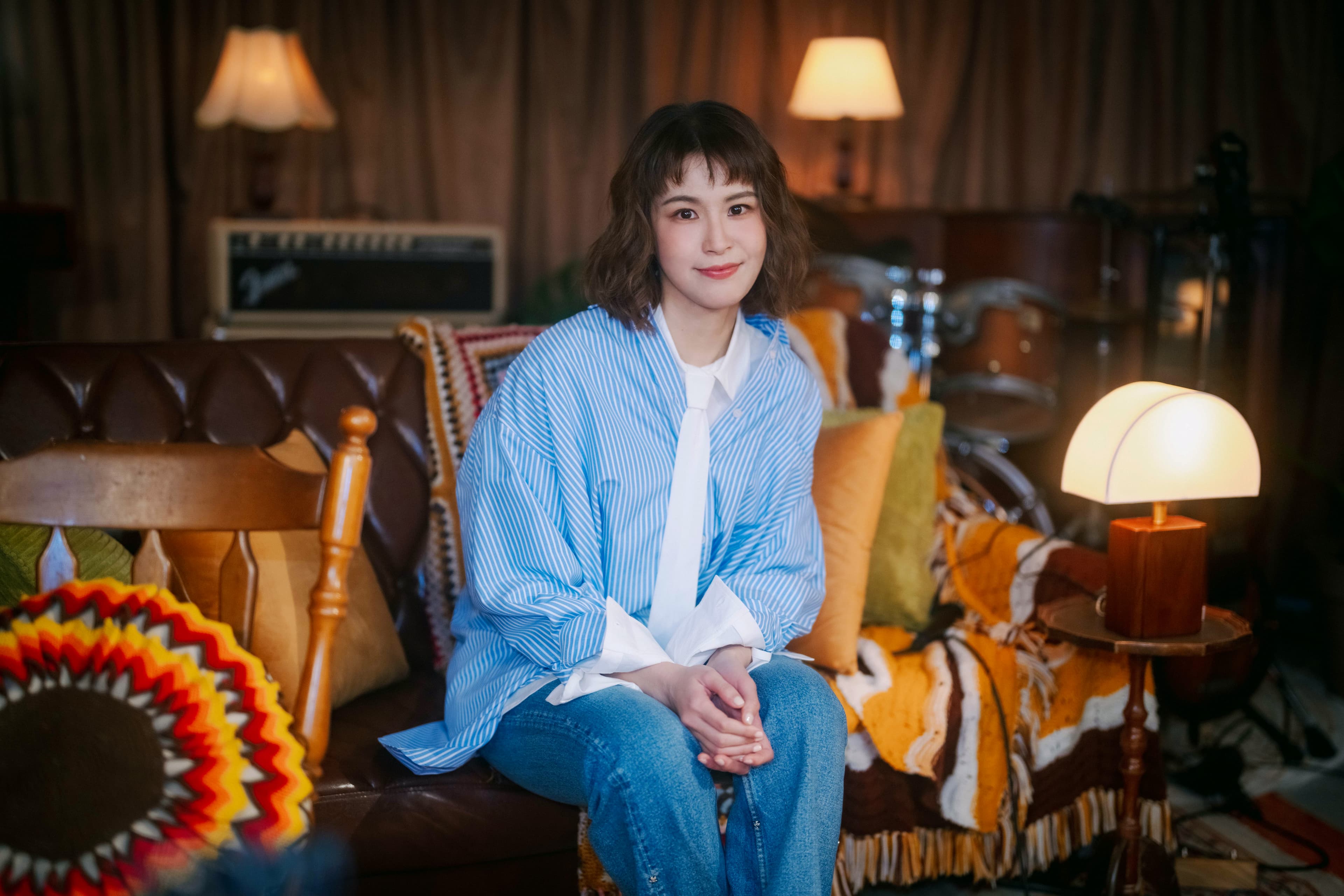 曾沛慈心中的金曲則是偶像孫燕姿的〈天黑黑〉。(華研國際提供)