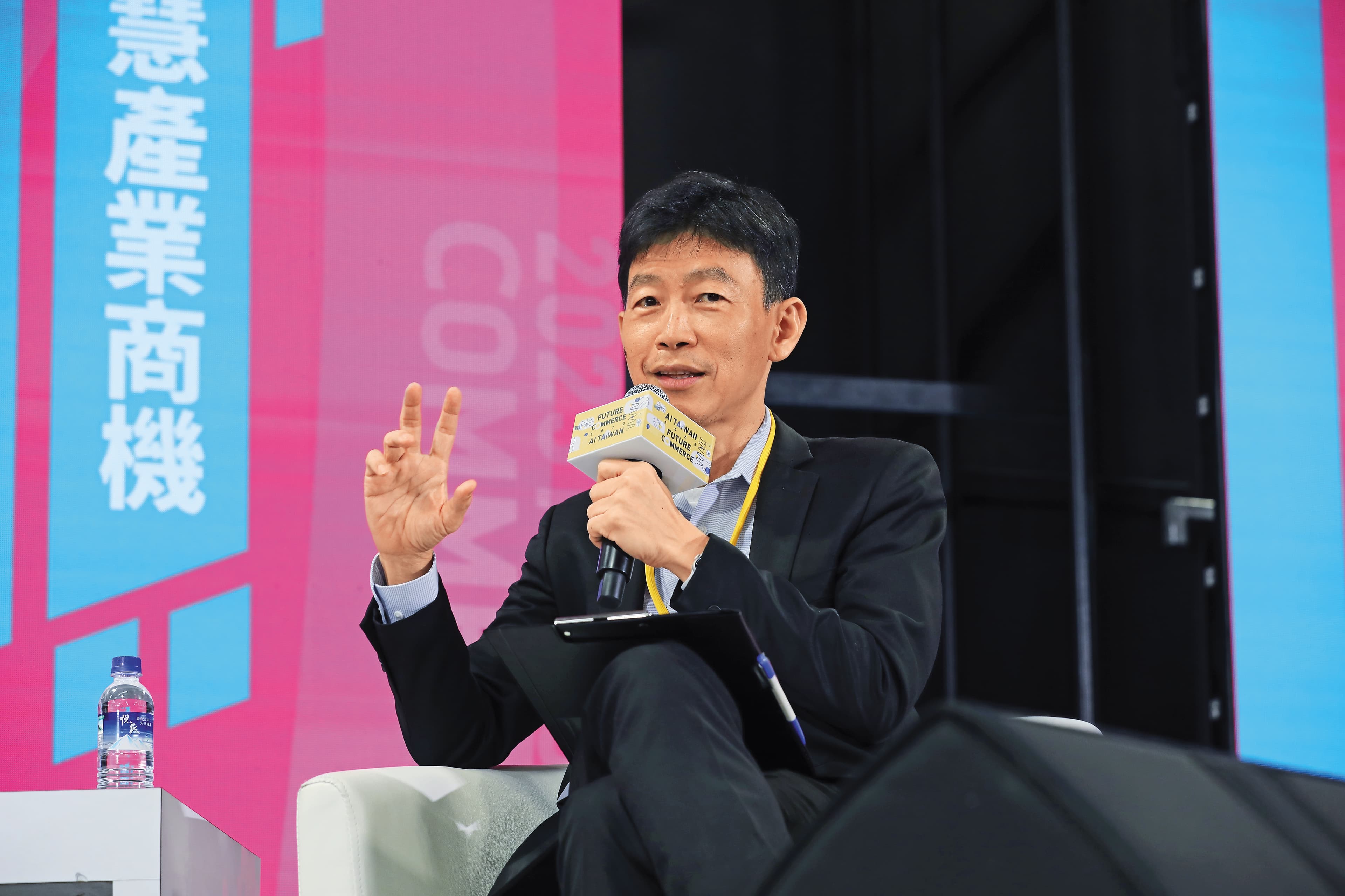 陳慧明認為,美國生產成本較高,台積電中長期毛利率往下。