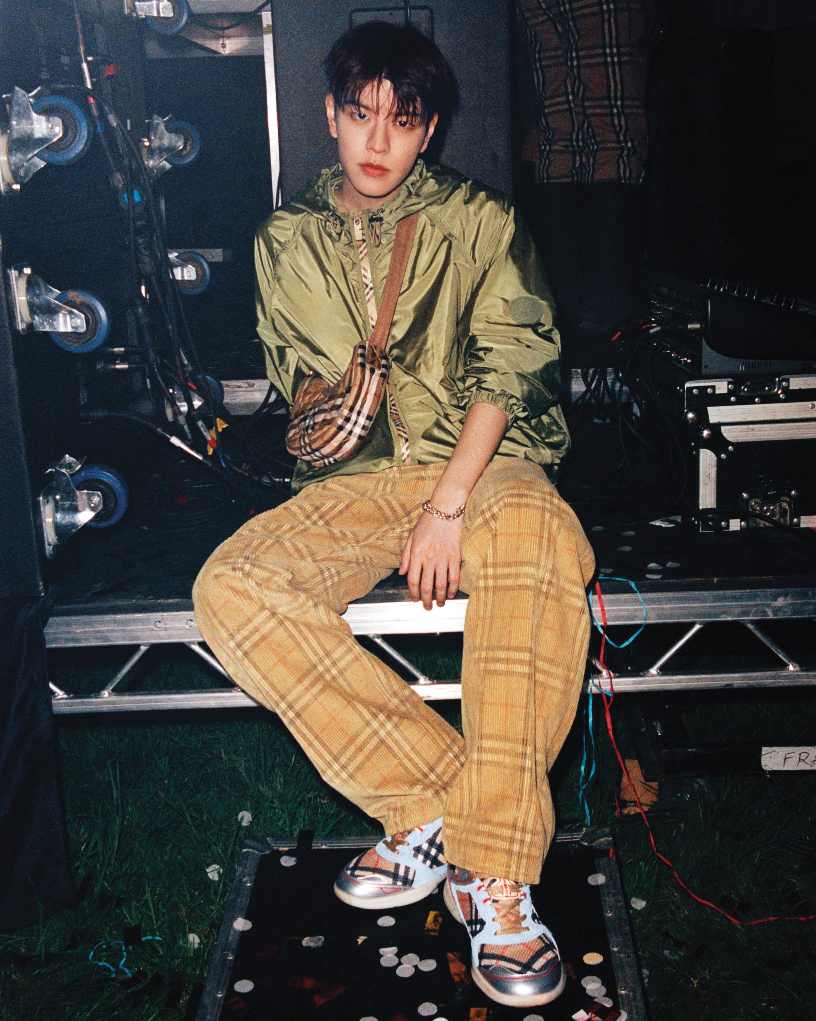 昇玟演繹BURBERRY Festival全新形象視覺。（BURBERRY提供）