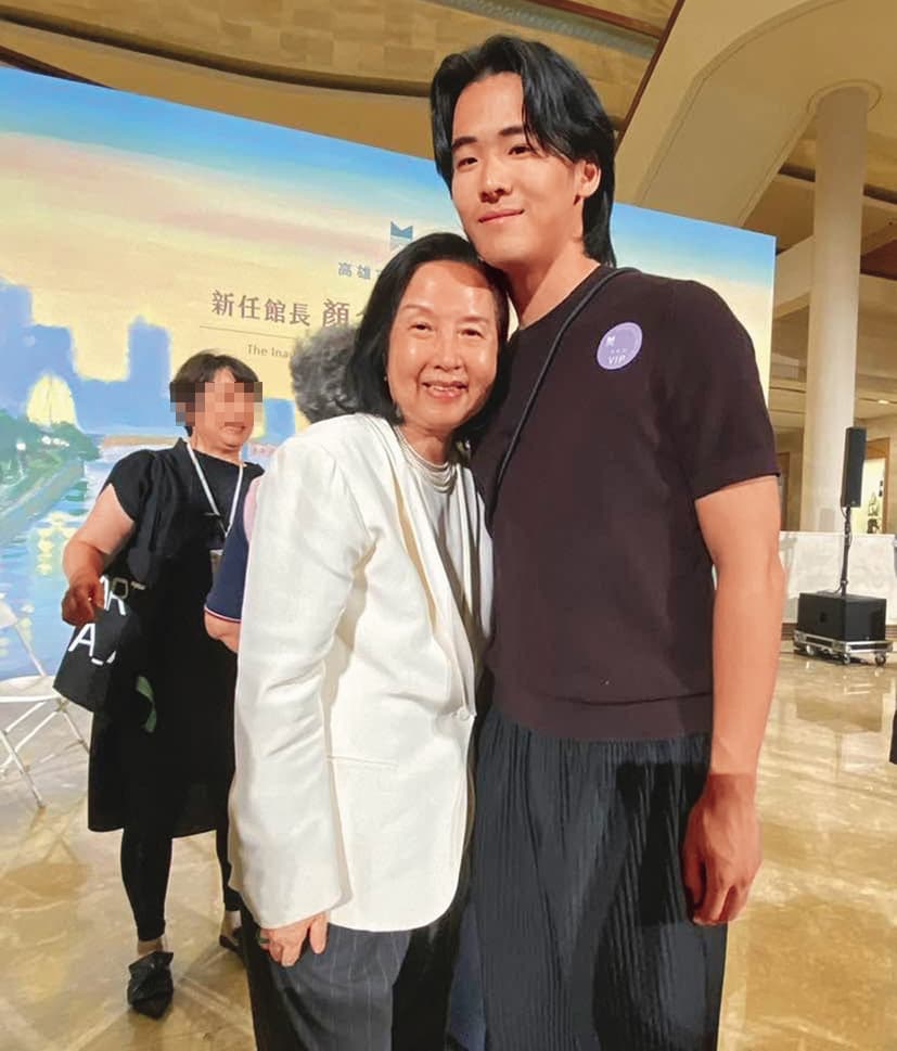 從徐莉玲(左)的社群分享中,可見她和林佳翰(右)的關係緊密。(翻攝自徐莉玲臉書)