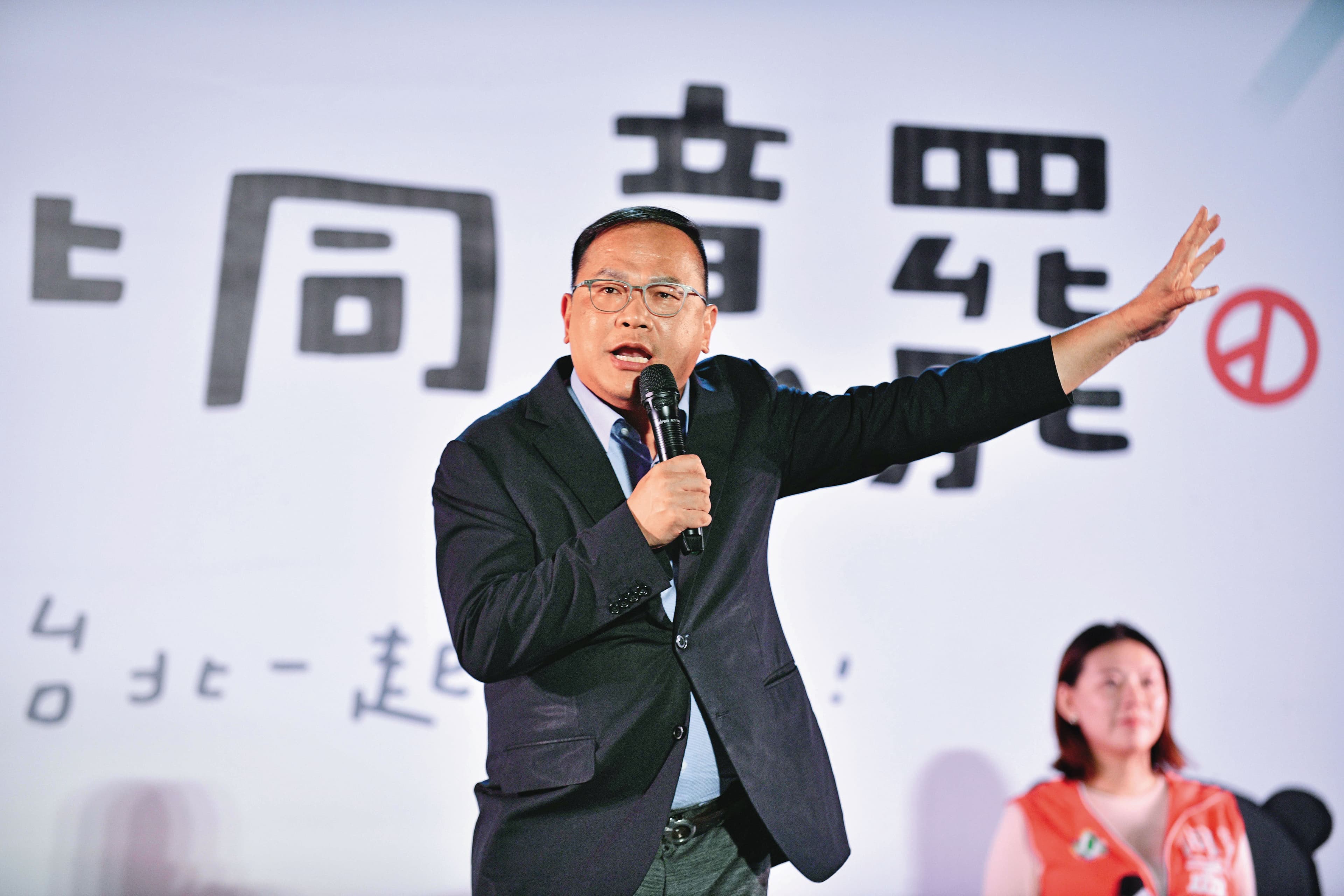 王義川出戰桃園市長的呼聲高。（鏡報李智為）