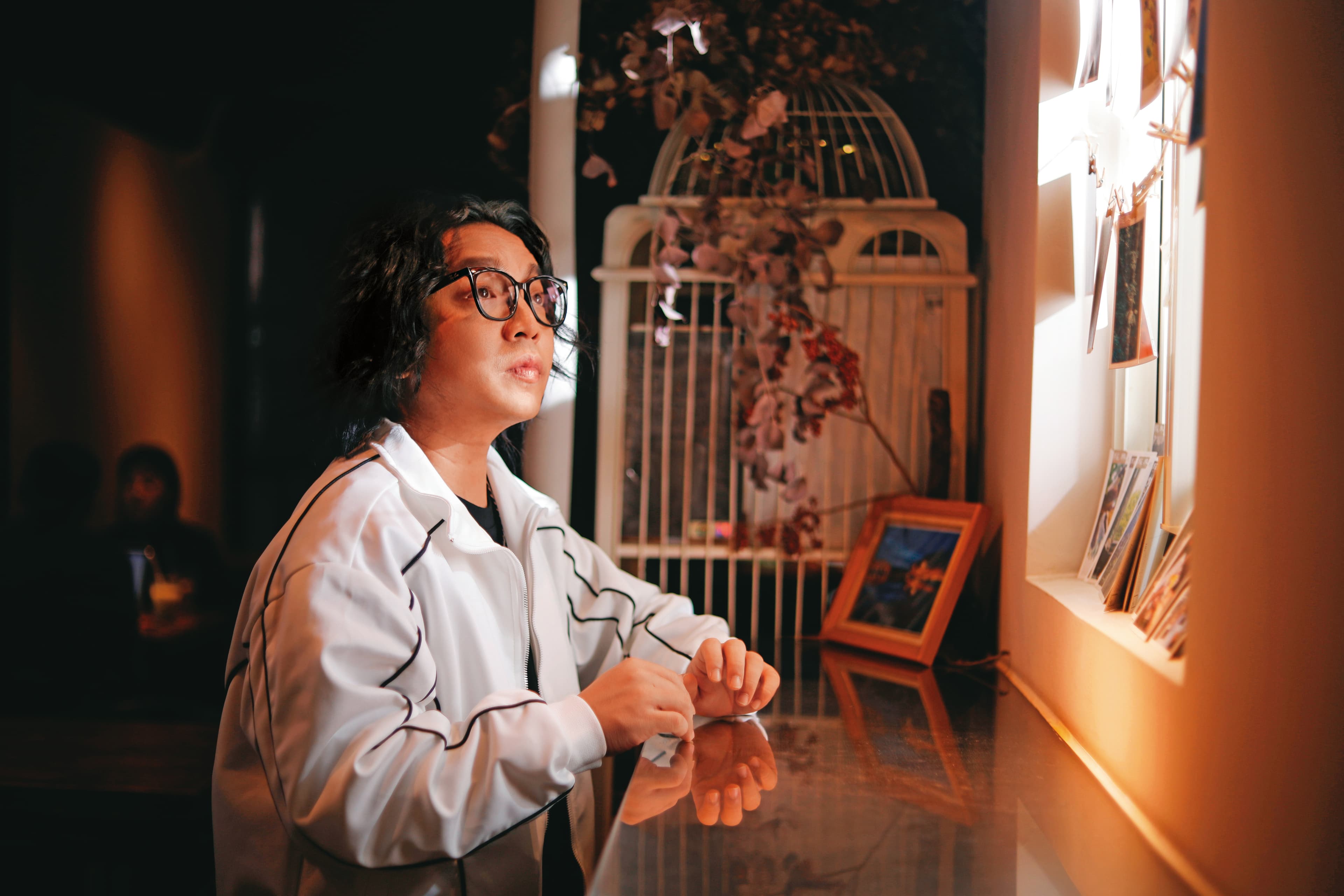 潘信維曾餓到拉下面子，到便利商店要即期便當糊口。
