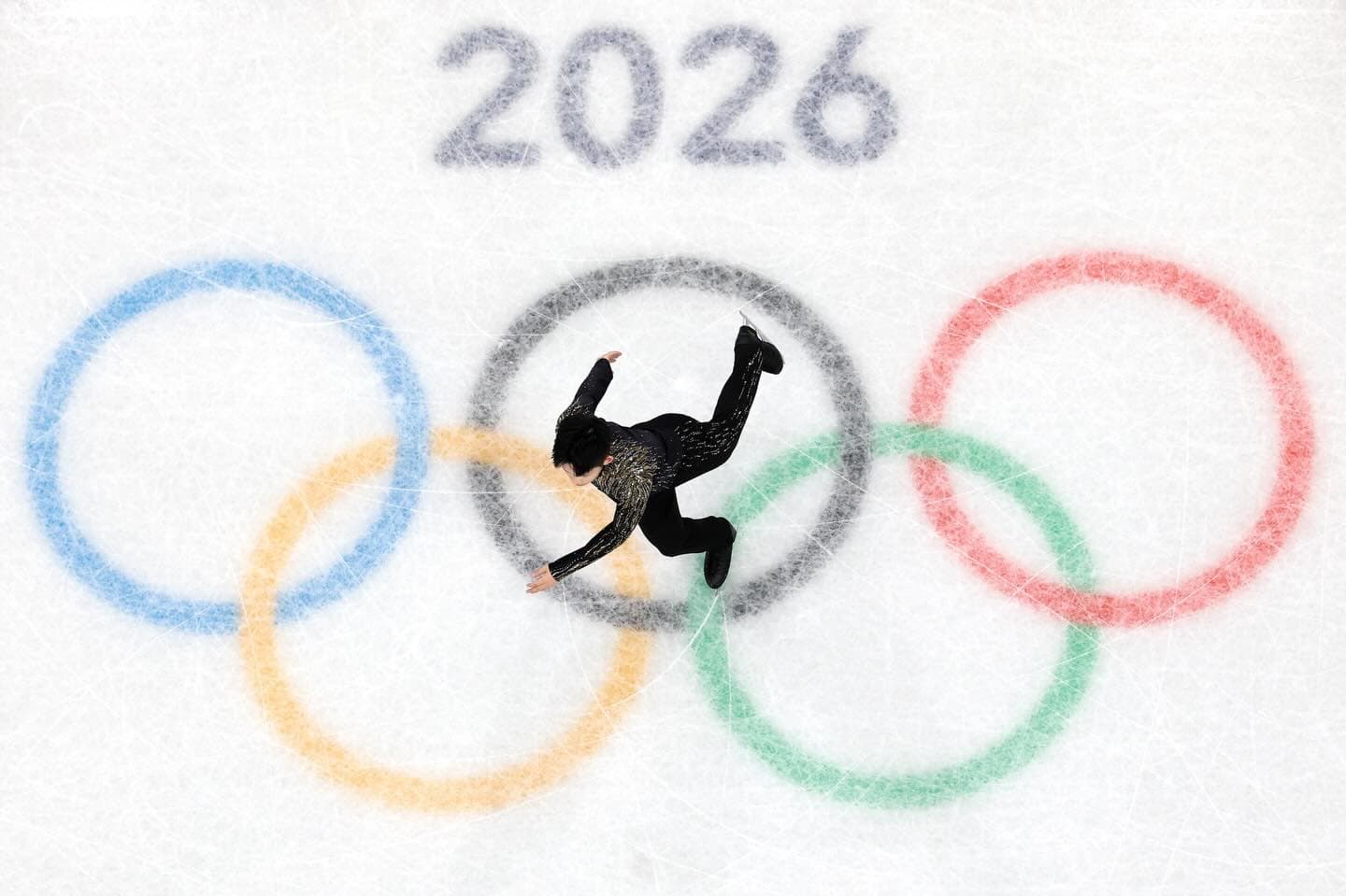 李宇翔成功完成高難度動作,在五環標誌上方定格瞬間。(中華奧會提供)