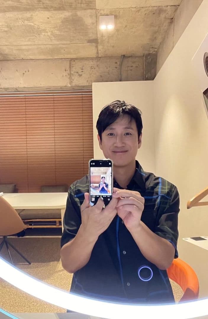 韓警方表示近期將傳喚李善均，除做毒品檢測並將對其手機取證。（翻攝李善均INS）