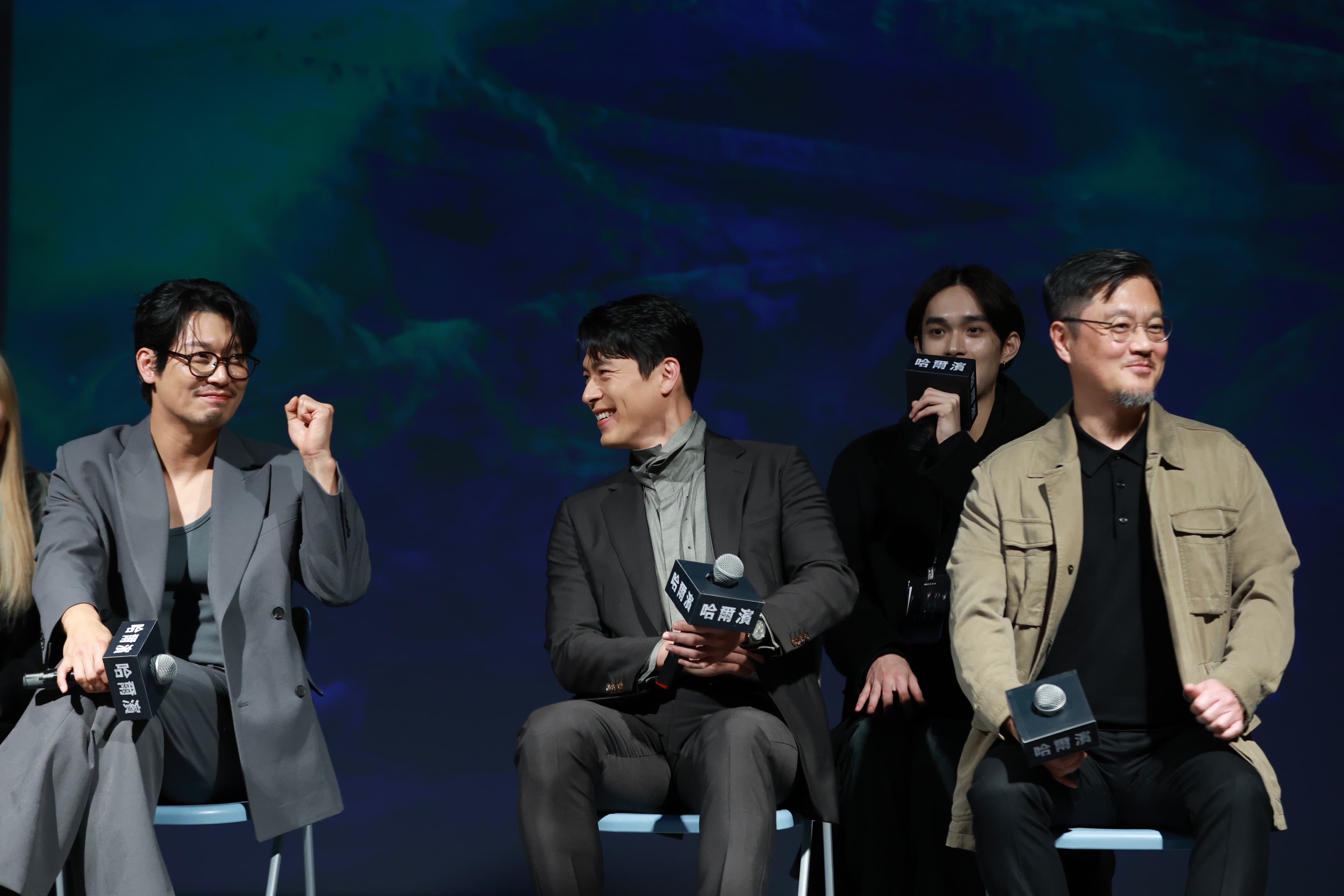電影《哈爾濱》導演禹民鎬(右起)率玄彬與朴勳來台宣傳,大談電影拍攝的幕後點滴。