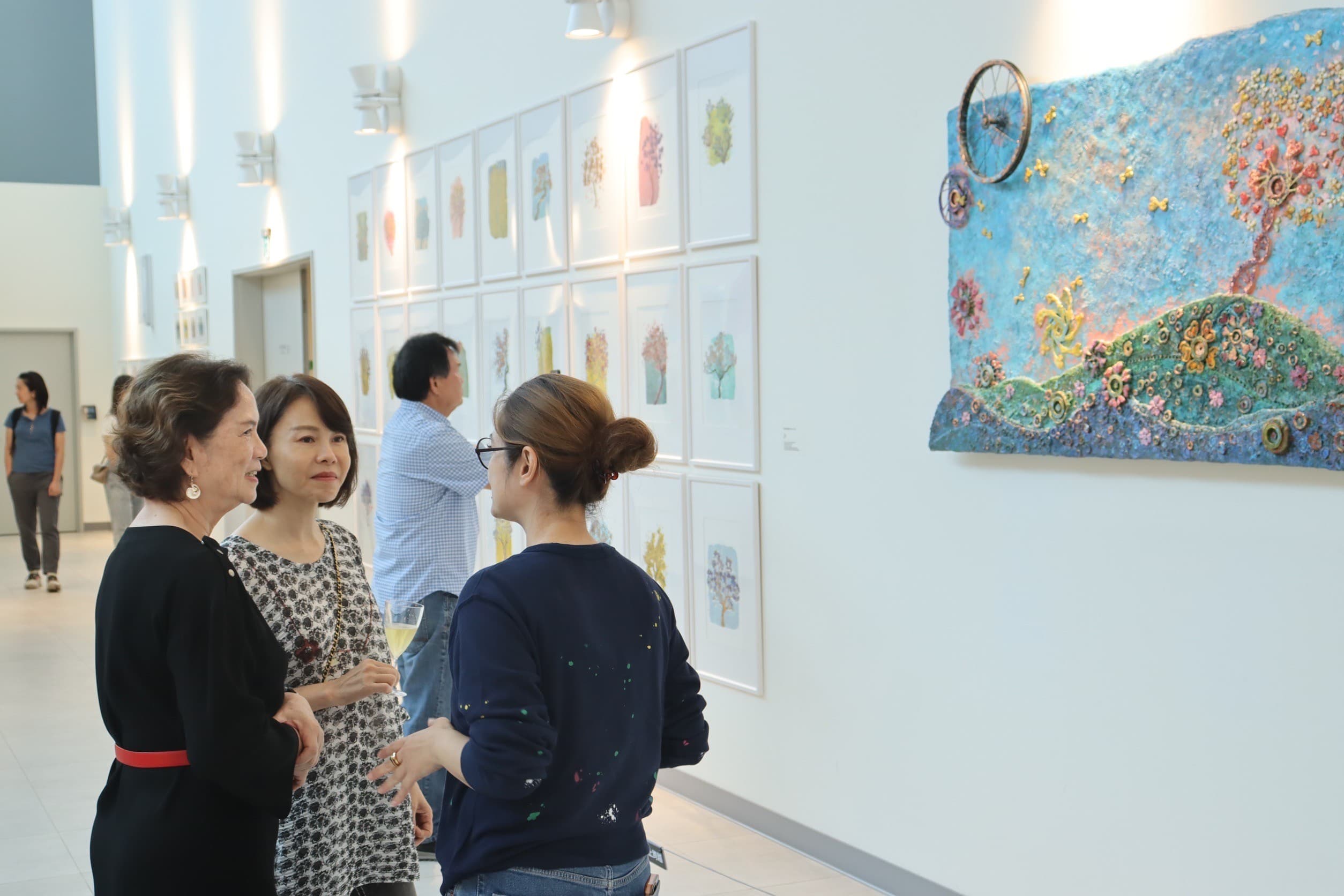 自行車文化探索館「能量的風景」展場一角。(甘樂阿舍美術館提供)