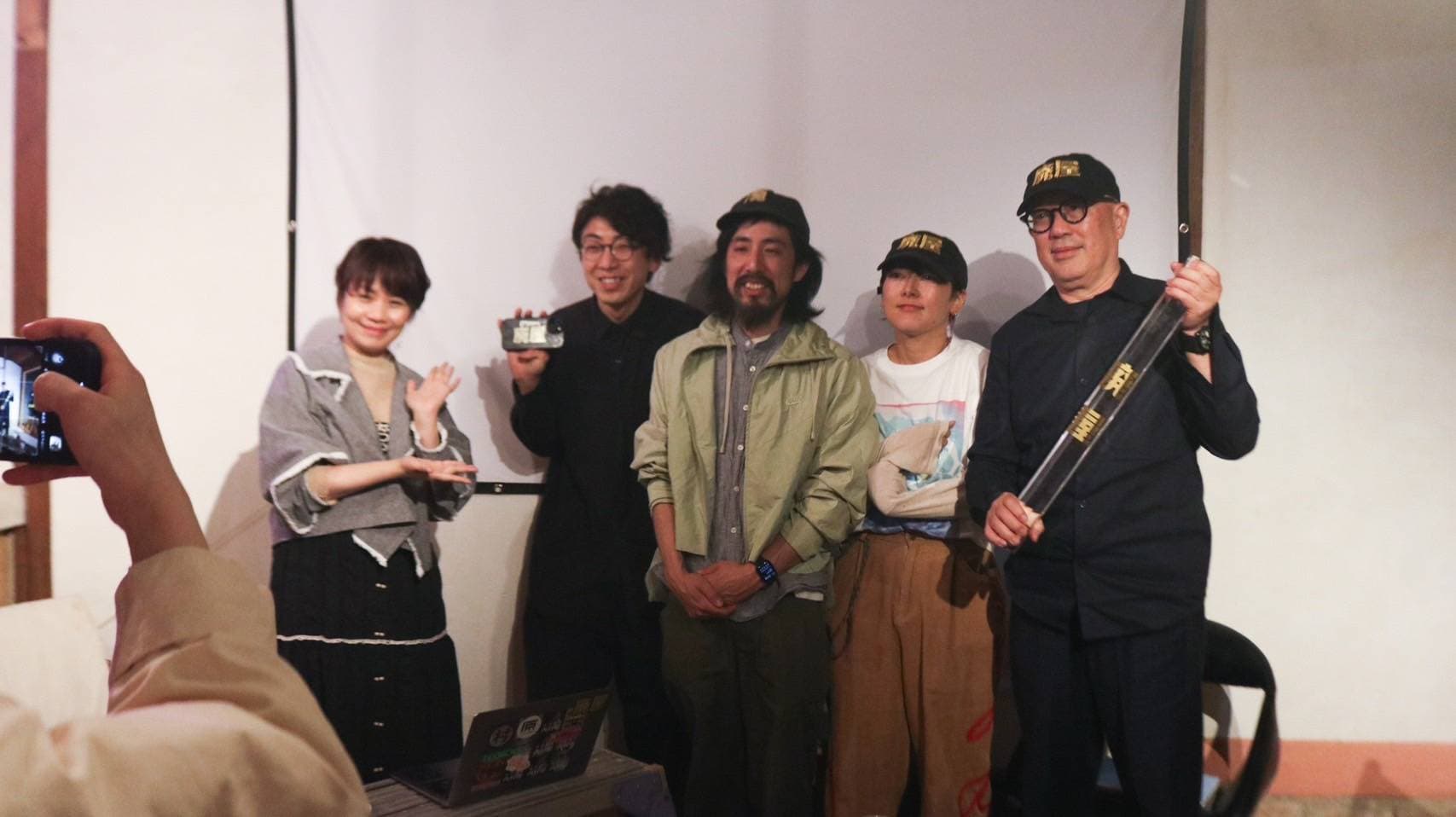0403花蓮地震後,日本神戸曾舉辦一個以花東小住宅為主題的台日講座,與會建築師交流震後建築新思維。(讀者提供)