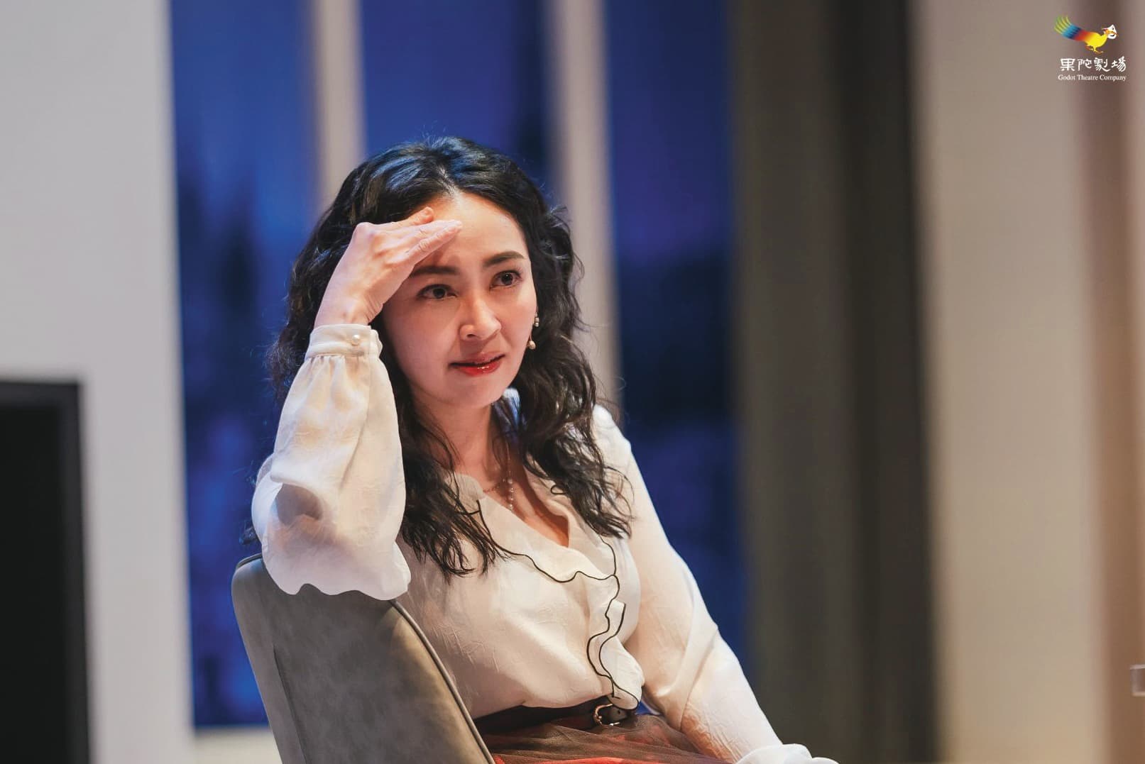 舞台劇《你和我和他的真相》演繹關於各種背叛的人際關係，從友情、愛情、乃至於勞資之間都有。（果陀劇場提供）