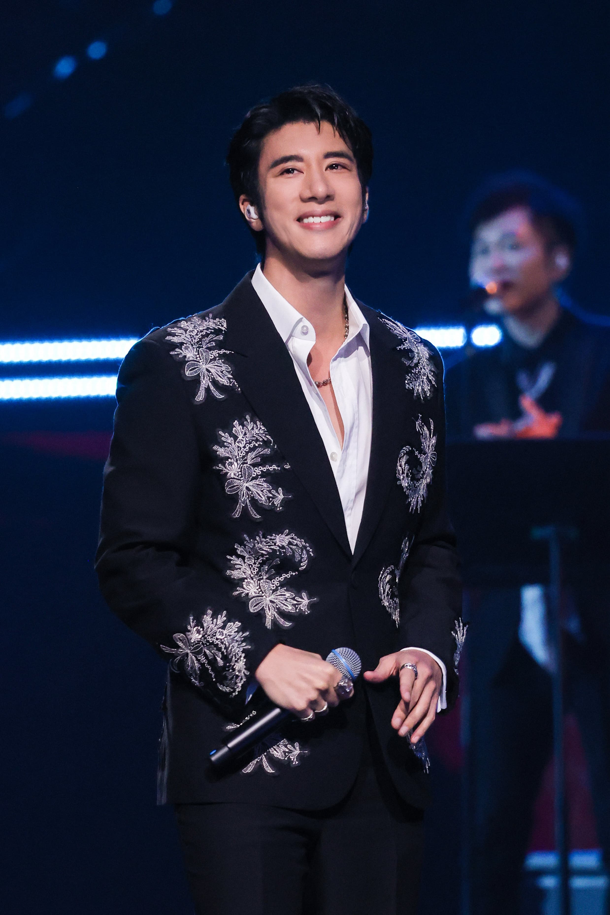王力宏獨唱〈我們的歌〉。(宏聲文化提供)