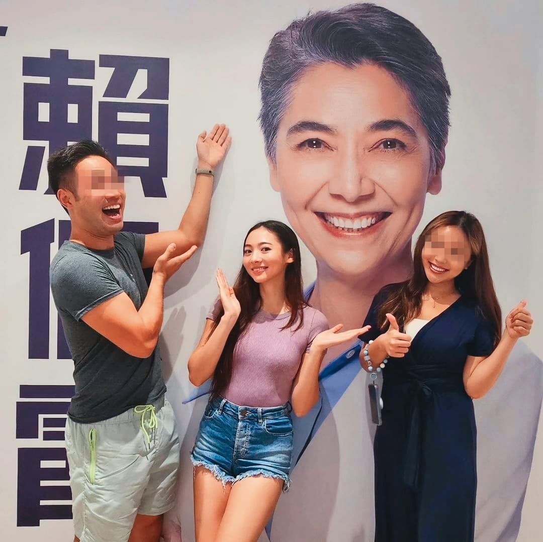 對於媽媽賴佩霞出來選副總統,女兒謝沛恩(中)沉默了將近一個禮拜才公開力挺。(翻攝自謝沛恩IG)