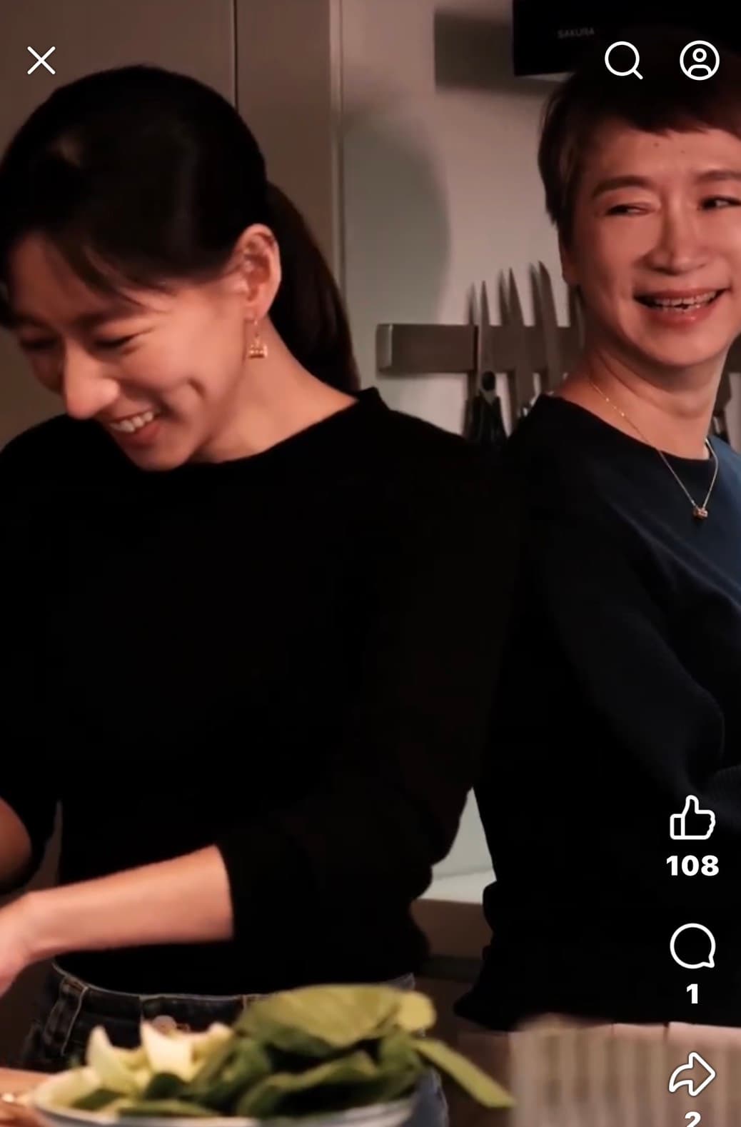 陳妤和媽媽第一次合作入鏡互動十分自然。(翻攝IG)