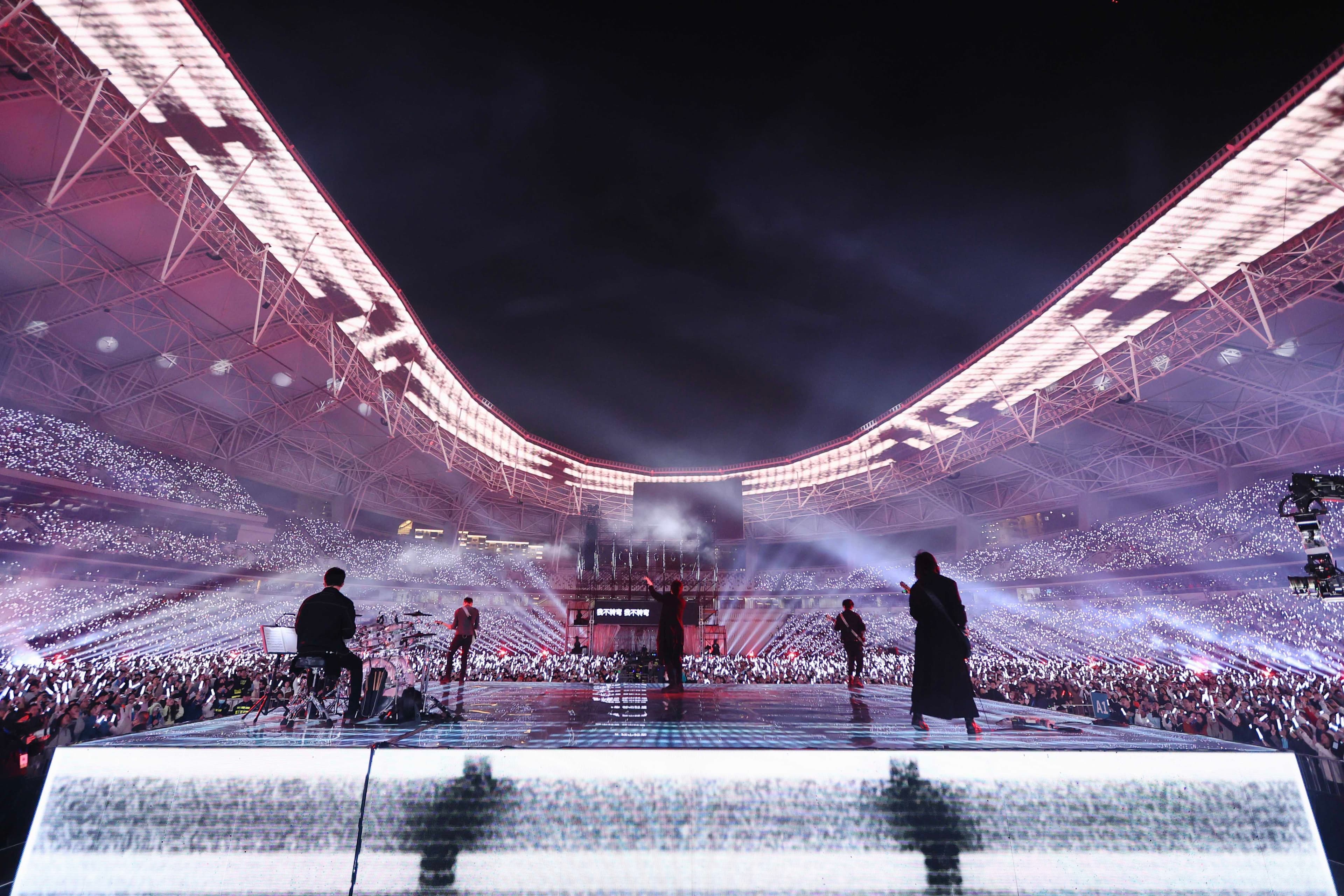 五月天上海連開8場,連平日場門票也一票難求。(相信音樂提供)