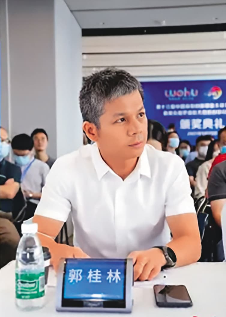 詐騙案爆發後,羅湖區科工局長郭桂林甩鍋下屬,翻臉不認帳。(翻攝中國日報中文網)