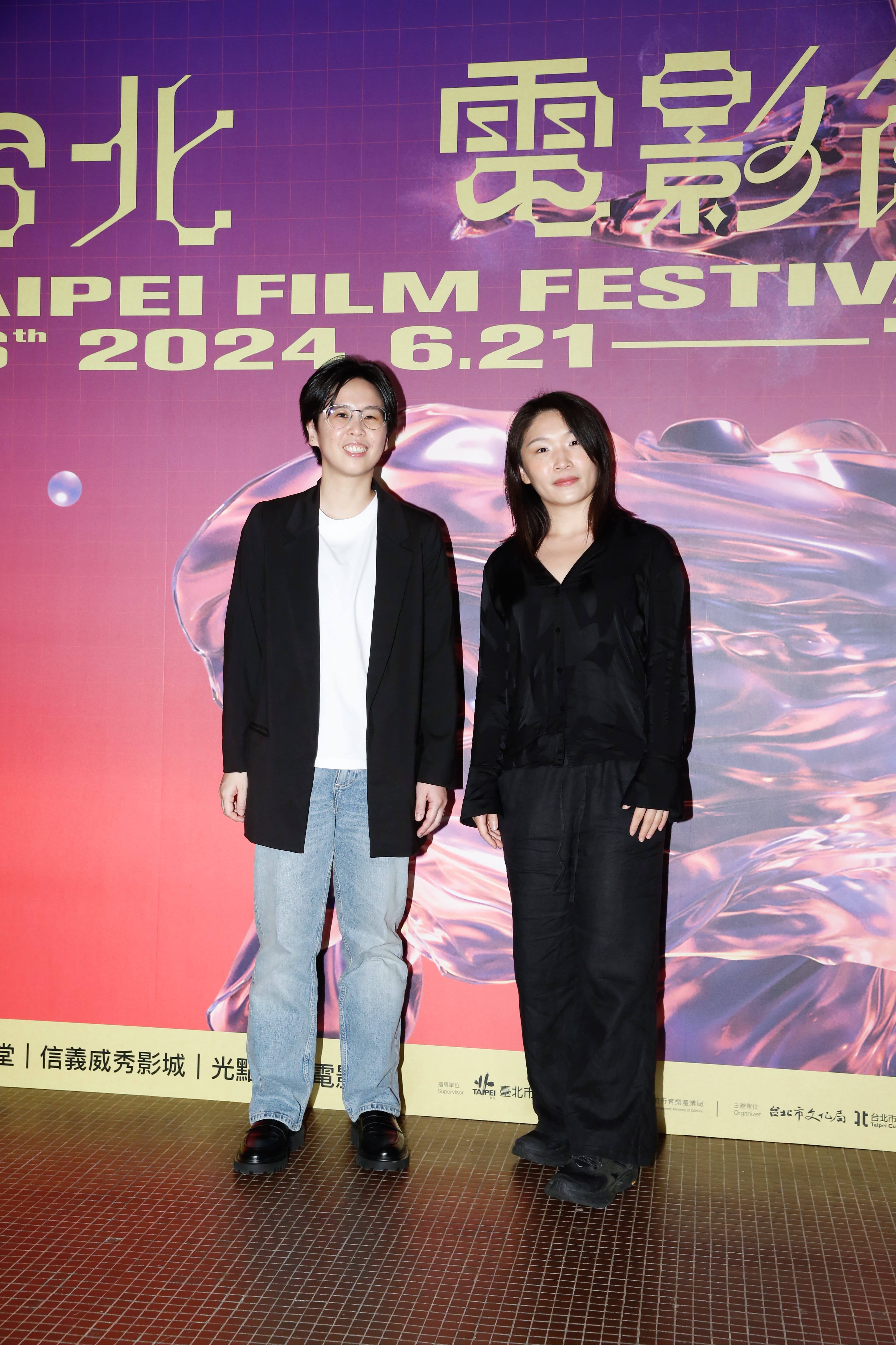 《春行》的兩位導演王品文(左)與彭紫惠(右)。