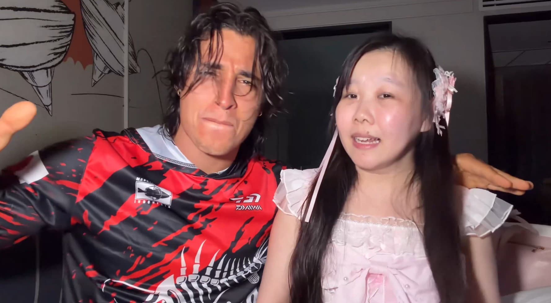 AV男優Gattouz0日前在IG曝光中國網黃冰凌紫萱的真面目。(翻攝自IG@gattouzw)