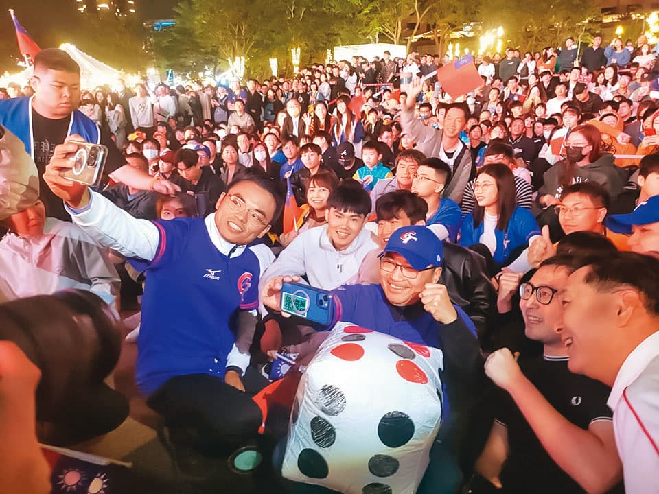 41歲的洪孟楷是這屆立法院最高得票的立委,地方看好其選戰爆發力。(翻攝洪孟楷臉書)