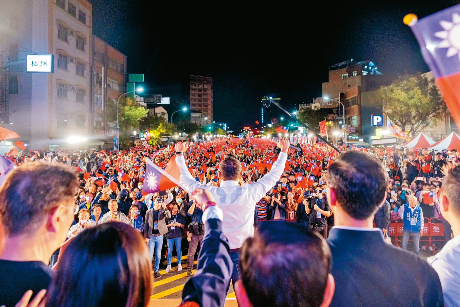 侯趙配登記後,26日在台南舉辦競選總部造勢大會。