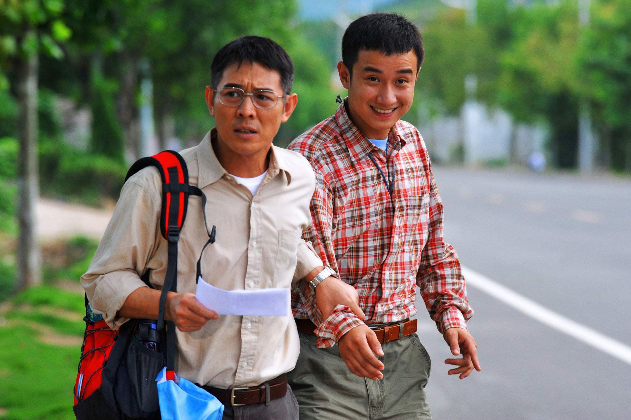 李連杰口中所說用1元人民幣片酬接拍的電影,就是他與文章主演的《海洋天堂》,他飾演擔心自己死後自閉症兒子無法謀生的癌末父親。(網路圖片)