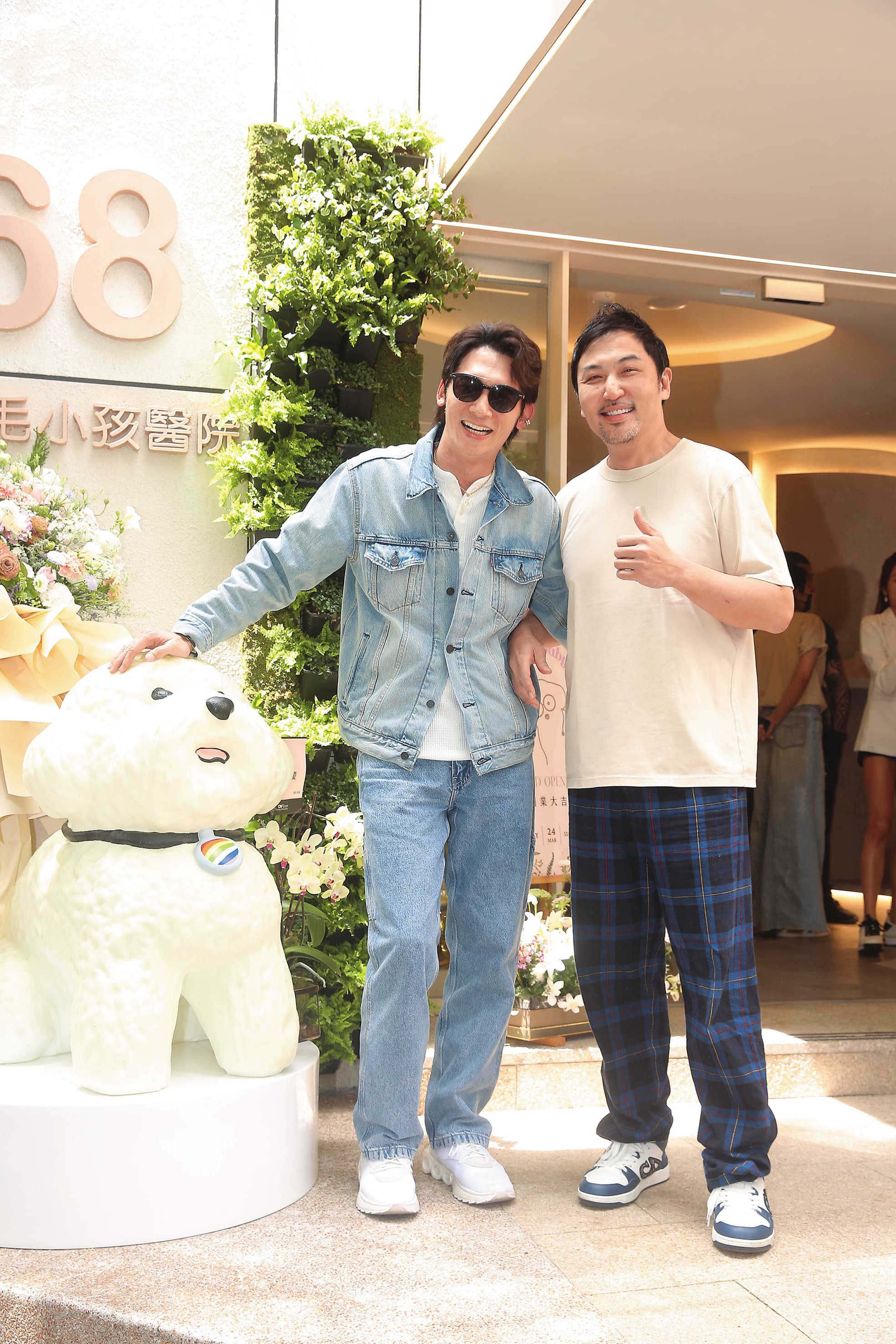 温昇豪(左)及李進良(右)發想了6年,成就出醫美題材劇《整外春秋》劇本,由温昇豪擔任製作人,李進良則是金主之一。