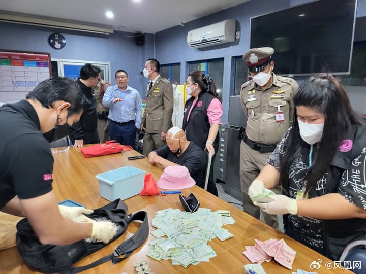 泰國警方近日在曼谷逮捕多名中國籍行乞者。(翻攝自微博)