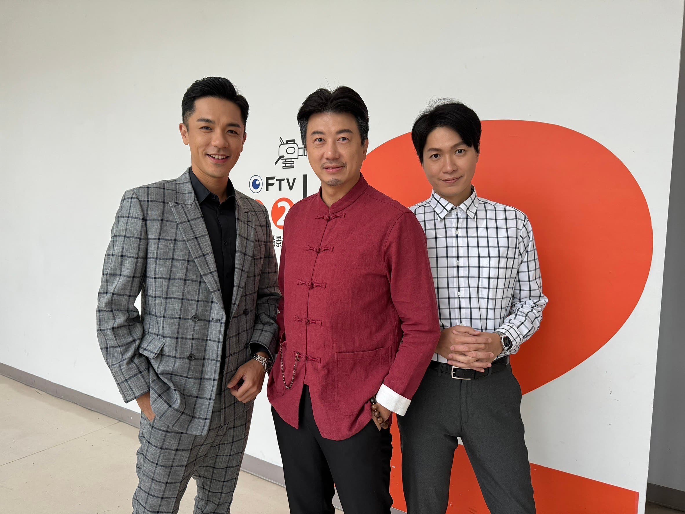 《愛的榮耀》中左起楊皓崴、吳皓昇、黃少谷這一次演父子檔。(民視提供)