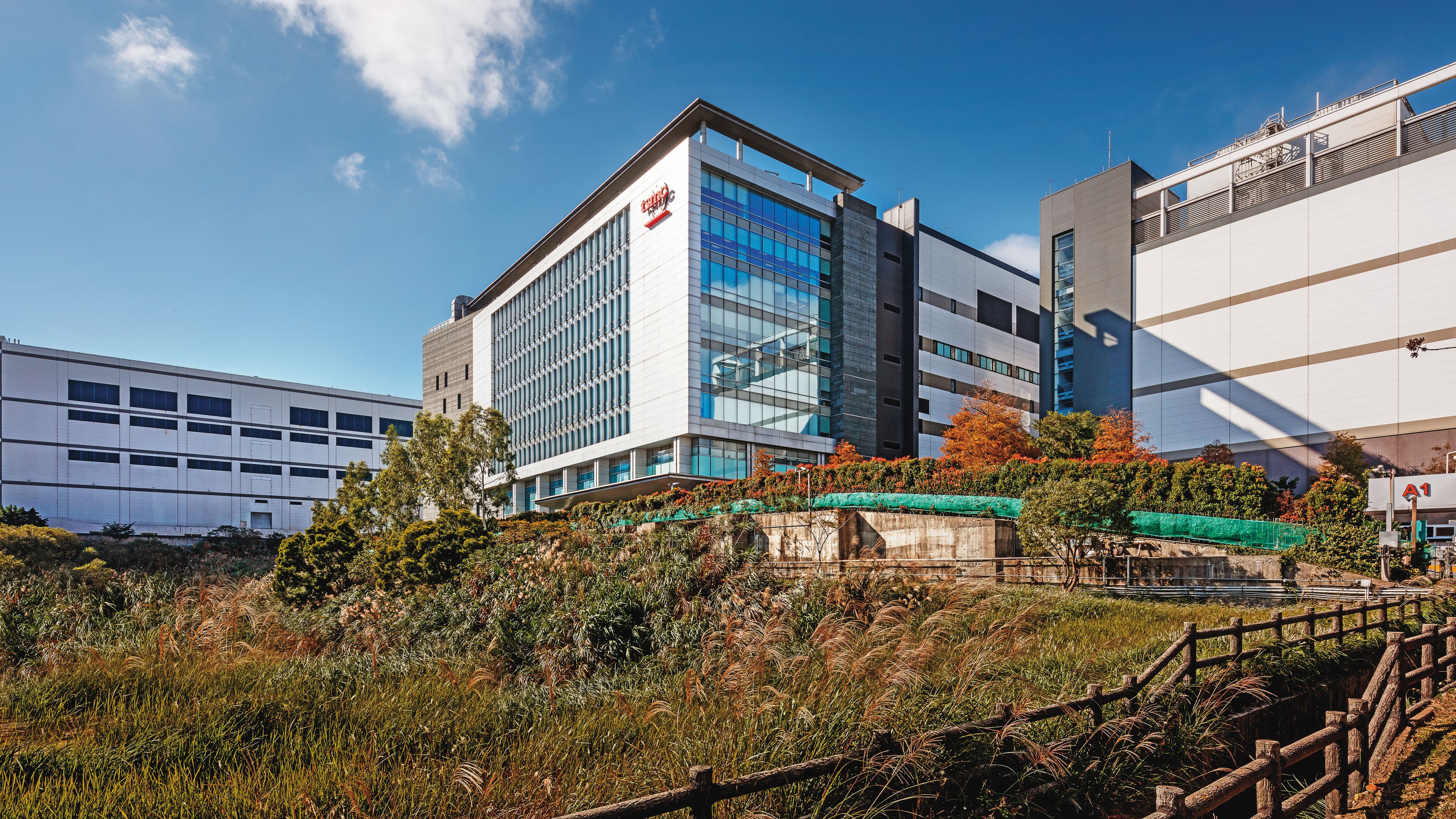 輝達要求台積電在廠區外設置獨家專用的CoWoS產線。圖為先進封測三廠。 (台積電提供)