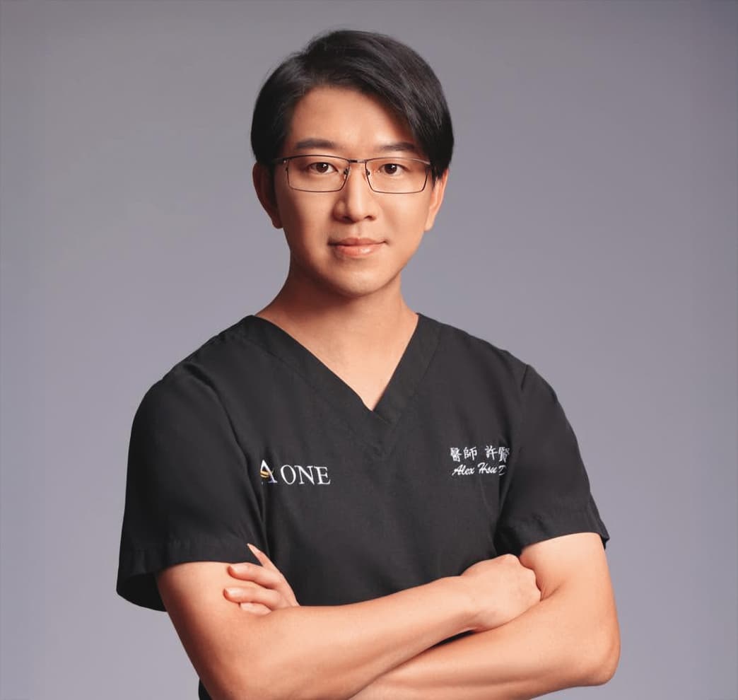 愛莉莎莎傳出找上知名整形醫師許瑞賢,想要進行隆鼻手術。(翻攝自許瑞賢 鼻整形專業醫師臉書)