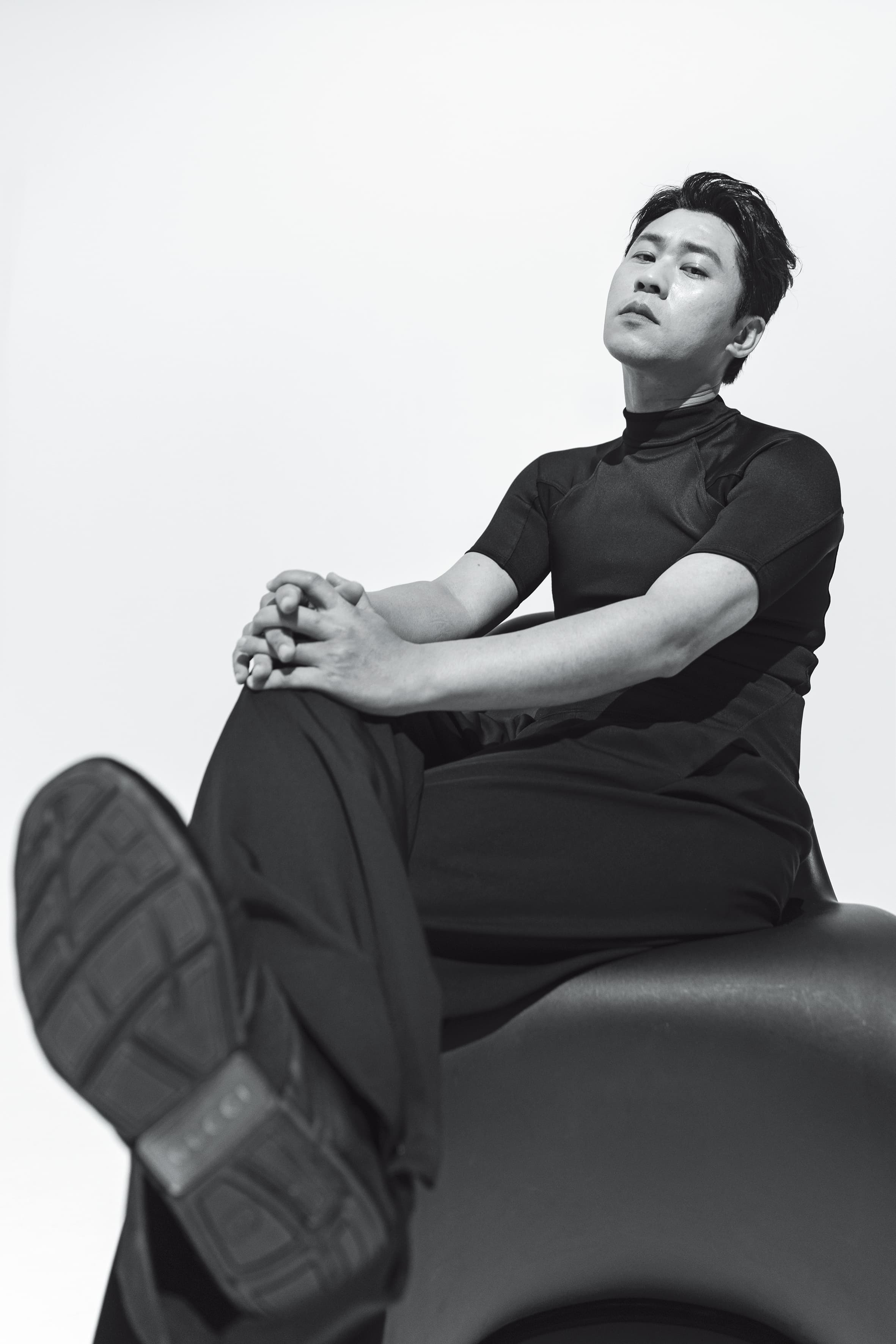 就跟新戲《欠妳的那場婚禮》的情節類似,黃迪揚現實中也常扮演替朋友兩肋插刀的角色,堪稱全才工具人。