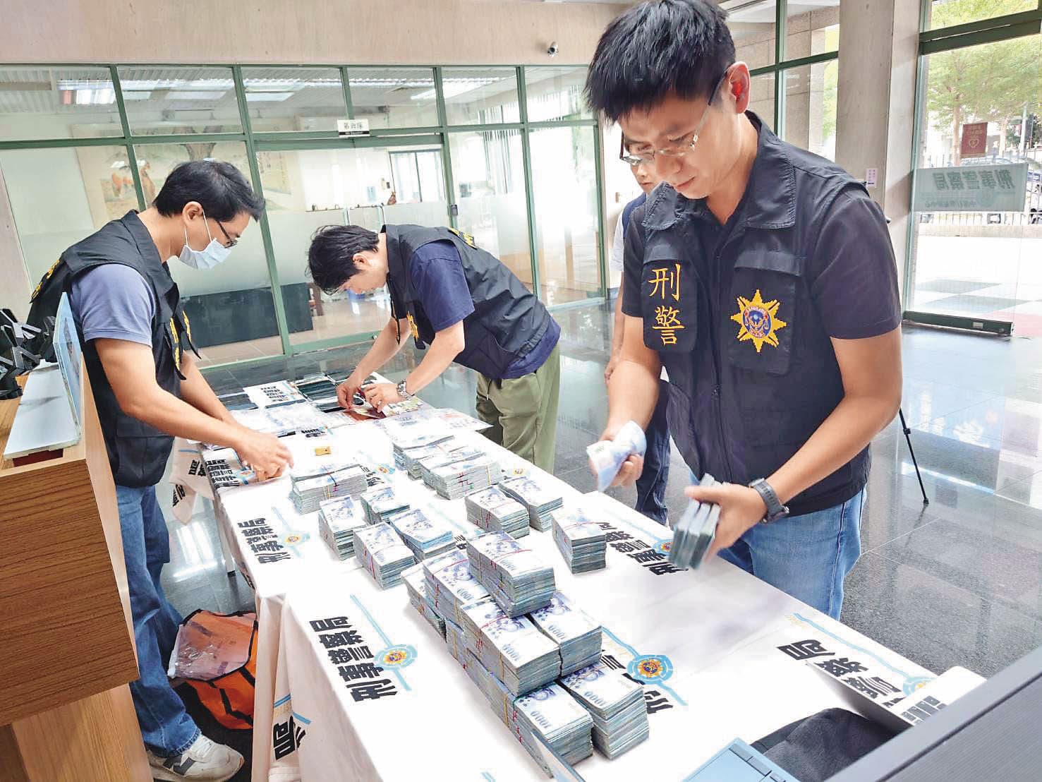 進入AI時代,詐騙手法將更加讓民眾無法防範,迫使政府與企業紛紛編列預算尋求科技業者的協助。(翻攝CIP局長室臉書)