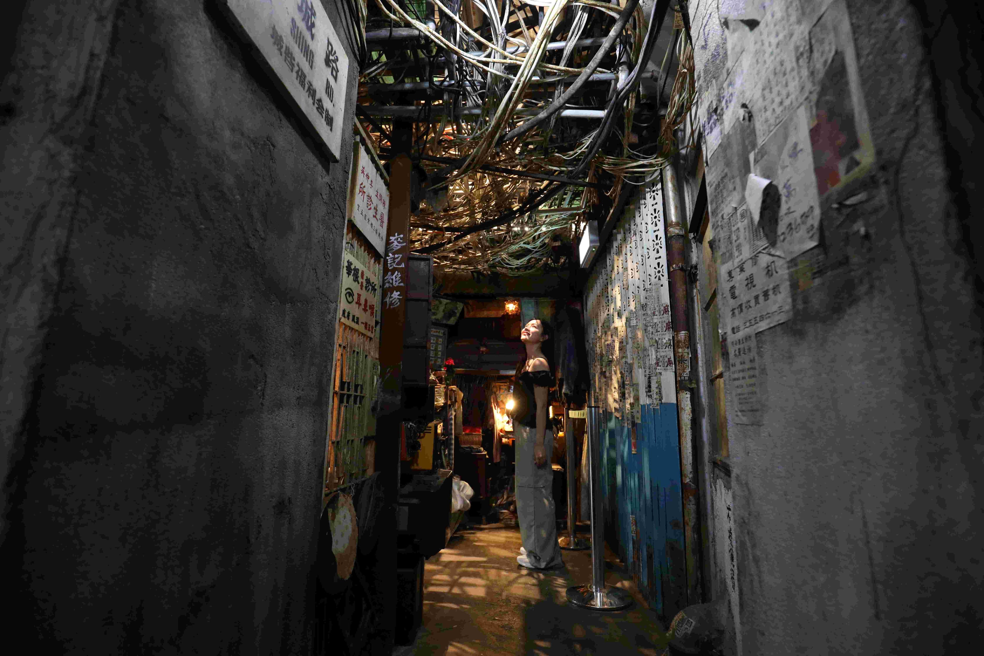 完全擬真的窄街內巷,很適合拍打鬥戲。