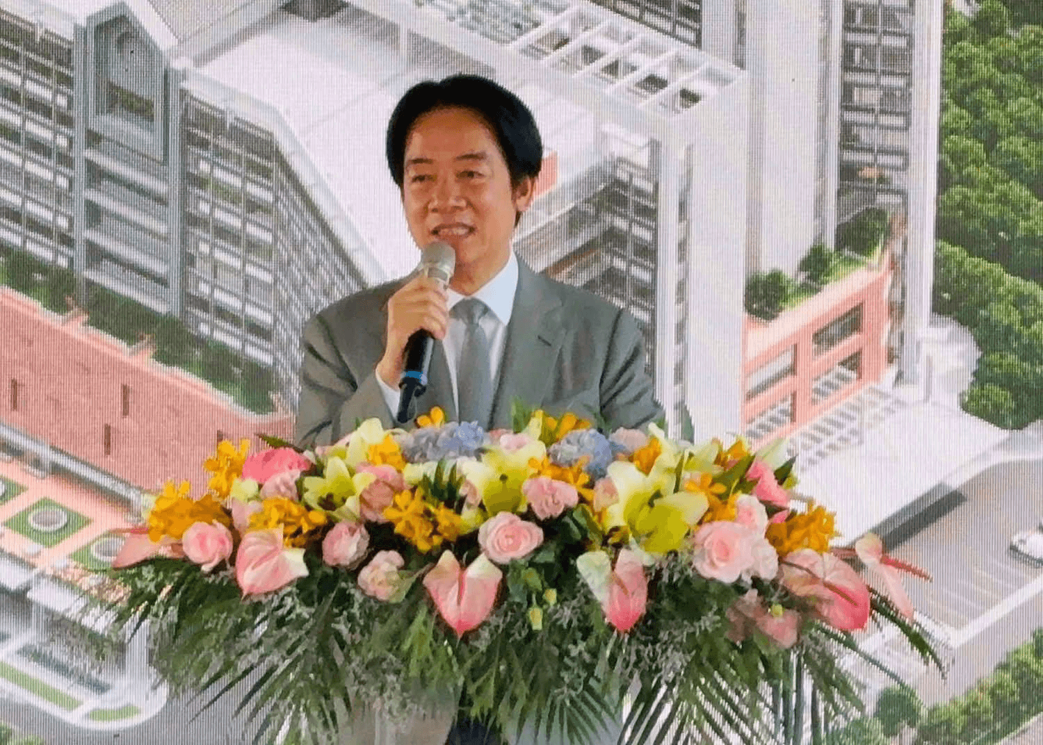 總統賴清德肯定立委劉建國為民力爭百億經費。（劉建國辦公室提供）