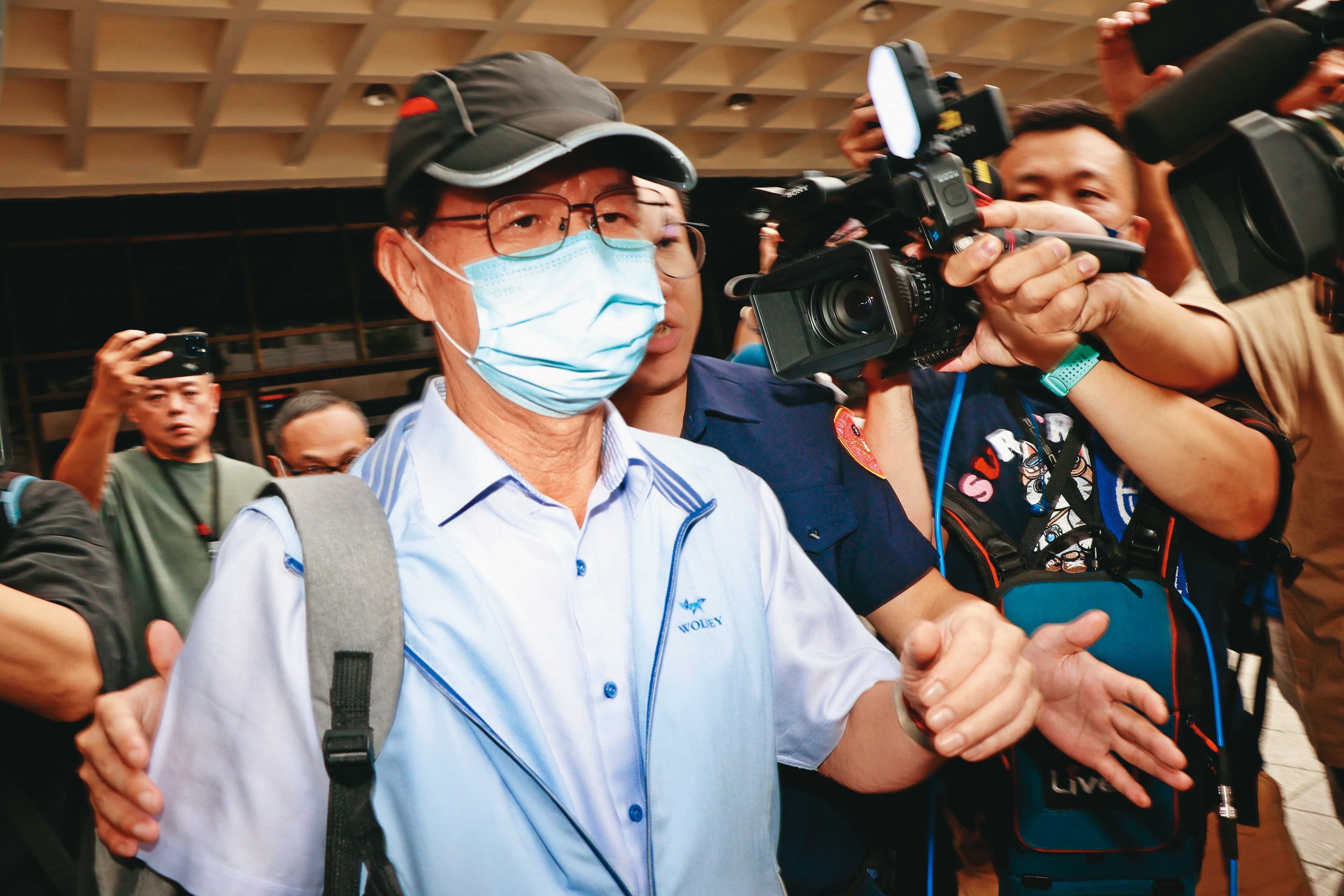 台北市前副市長彭振聲(圖)在前市長柯文哲指示下,主導京華城容積率放寬案,12日訊後遭檢方限制出境、出海及住居。