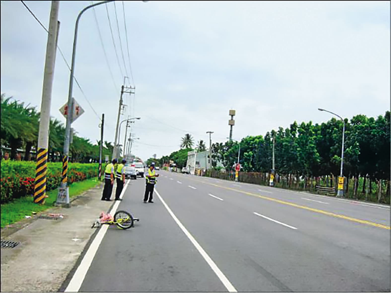 死者游男每天都於固定時間騎車外出,卻在熟悉的路上遭二哥游建村撞死謀財。(翻攝畫面)