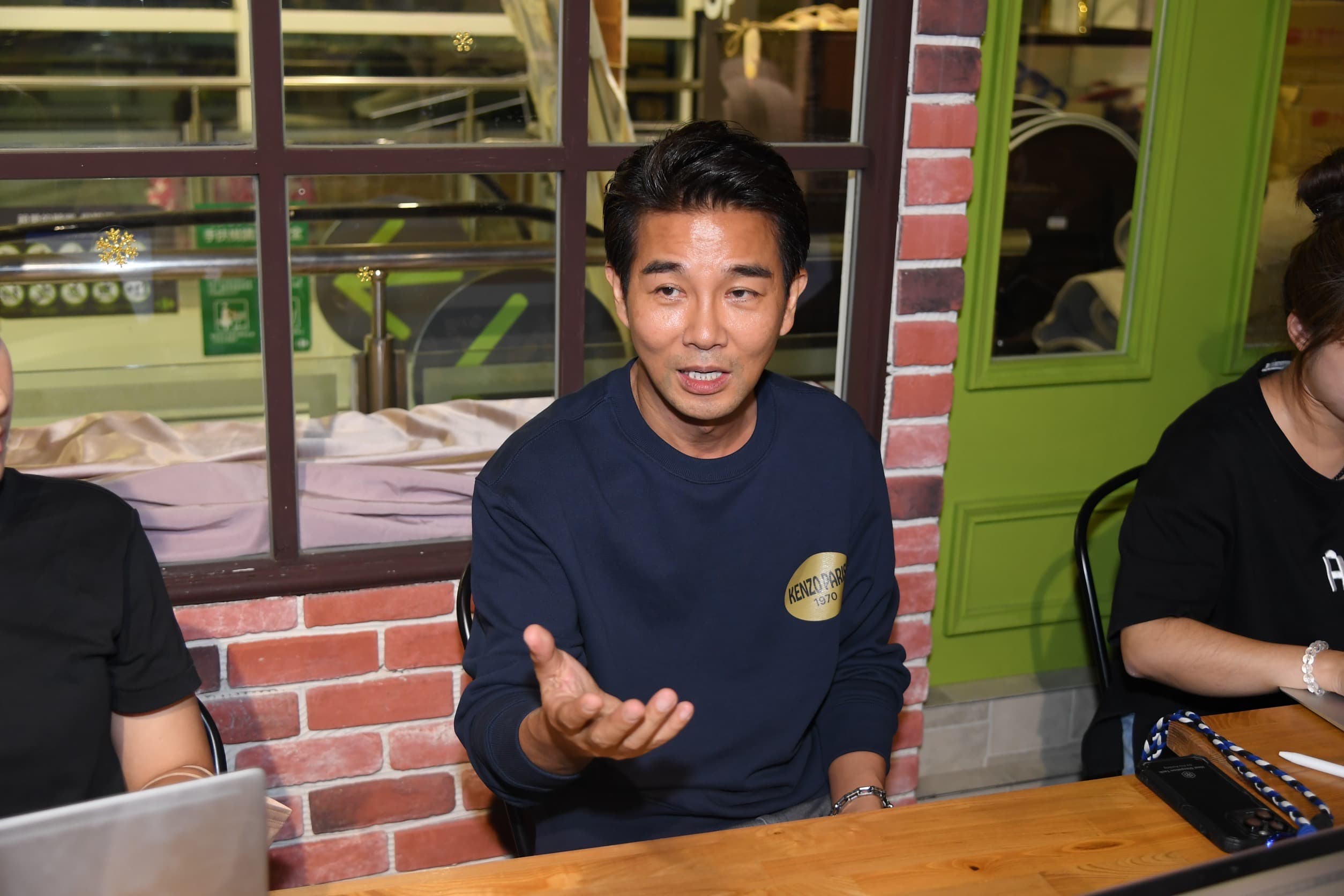 謝承均拍了一年多了八點檔立菁母親生病住進加護病房。(三立提供)