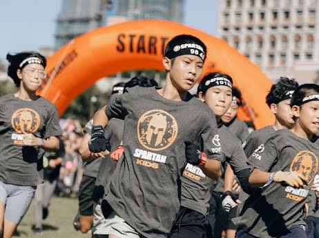 障礙跑賽事 Spartan Race 斯巴達障礙跑,今年邁向來台第十年。(大會提供)