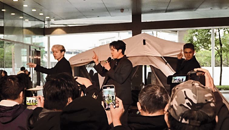 陳漢典(中)去年出輯《Solo So Long》,杰思娛樂為其策劃社群平台舞蹈挑戰,還有實體表演機會。(杰思國際娛樂提供)