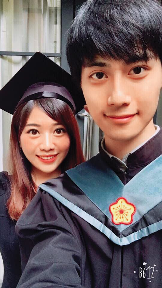 交往11年之久的蔡尚樺(左)與交大仔仔(右)情變,真正的原因現在才真相大白。(翻攝自交大仔仔臉書)