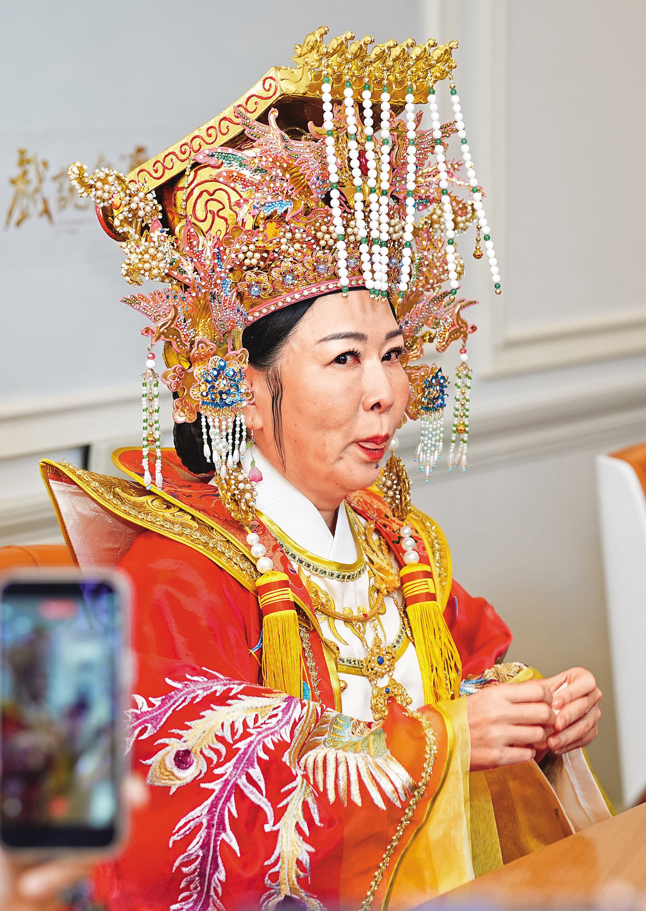第一次看到這麼俏皮的媽祖娘娘,張秀卿真素太口愛了~(←毒舌小編明顯有收斂)(怕遭天譴)