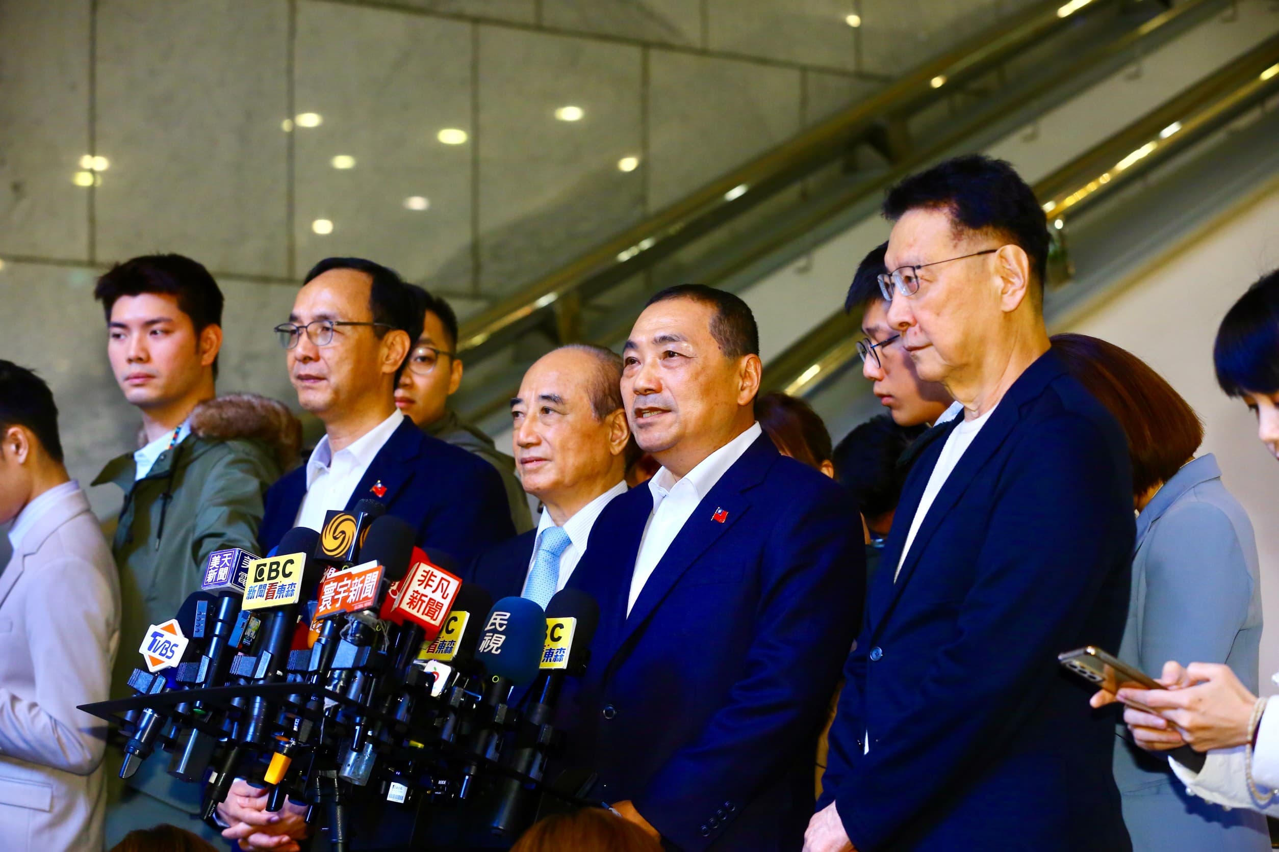 前立法院長王金平擔任侯友宜全國後援總會長。