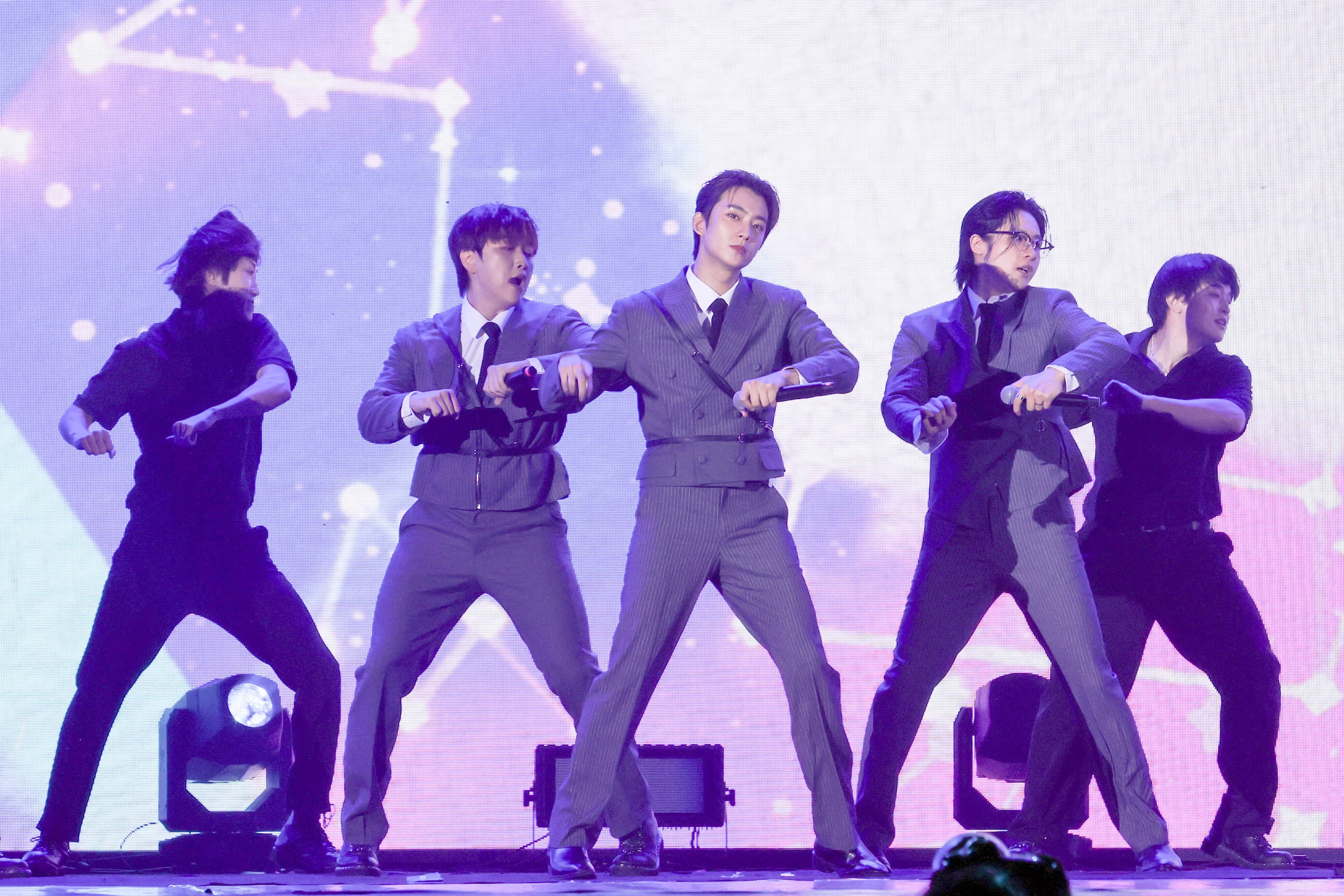 B1A4笑說很想念粉絲但體力不如以往。(COME ON JKSSP提供)