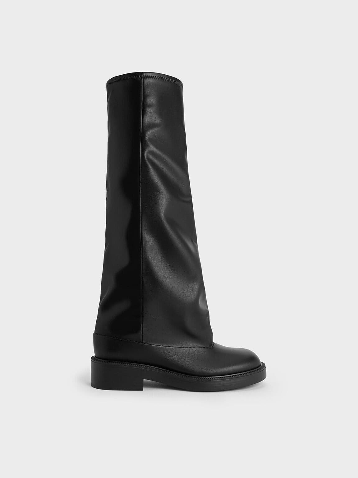 Jett及膝直筒靴。NT$3,590(CHARLES & KEITH提供)