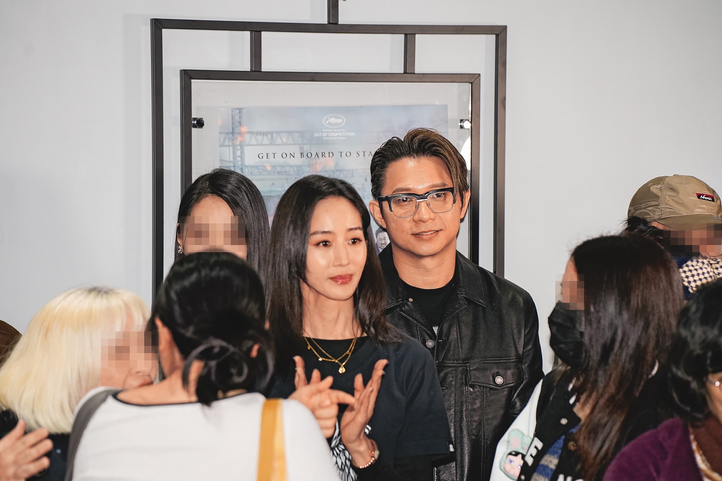 「以結婚為前提」交往的柯汶利(右)與張鈞甯(左),在事業或感情上都很合拍,難得這次公開合體宣傳。